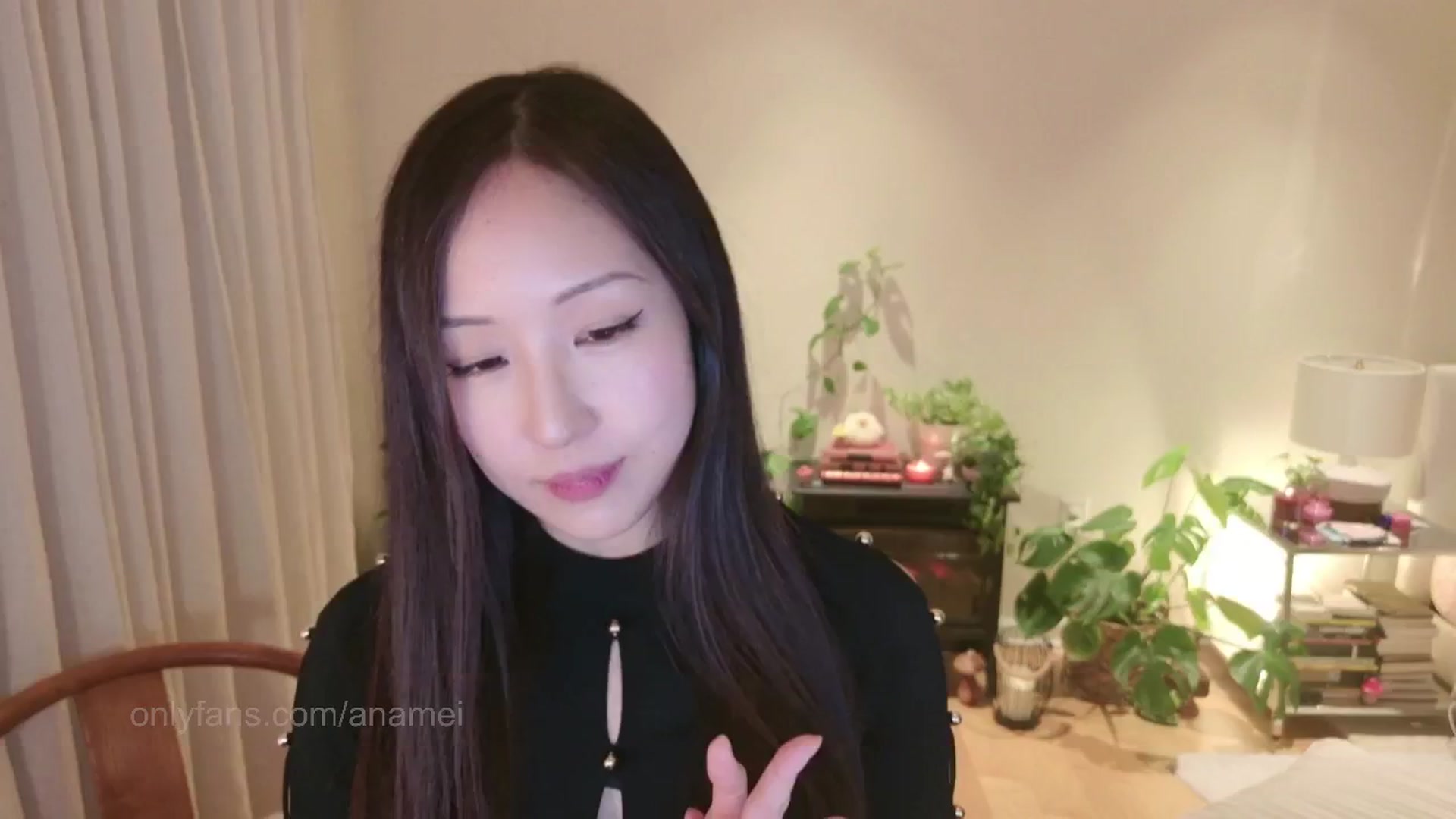 Gallery image thumbnail from AnaMei's myfreecams stream on, 01/05/2025, 08:21 image 6 of 20