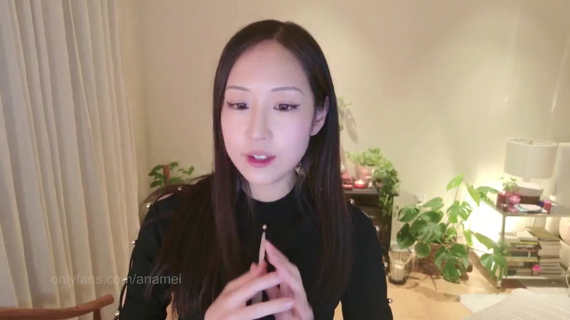 Gallery image thumbnail from AnaMei's myfreecams stream on, 01/05/2025, 08:21 image 2 of 20