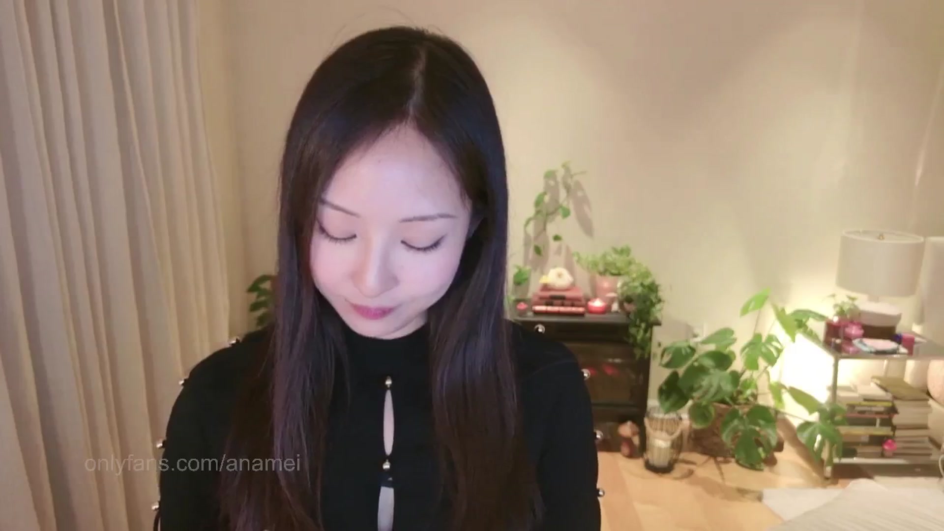 Gallery image thumbnail from AnaMei's myfreecams stream on, 01/05/2025, 08:21 image 5 of 20