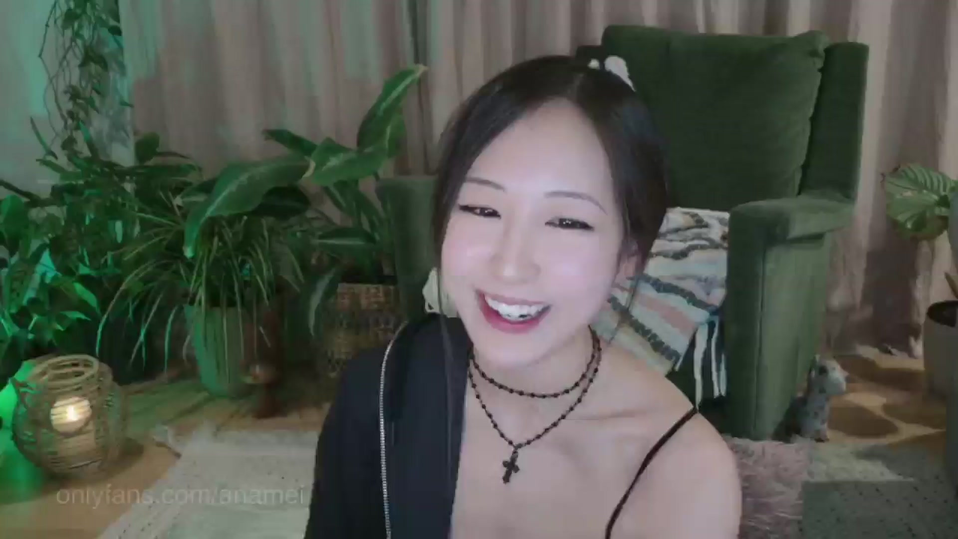 Gallery image thumbnail from AnaMei's myfreecams stream on, 01/26/2025, 05:52 image 7 of 20