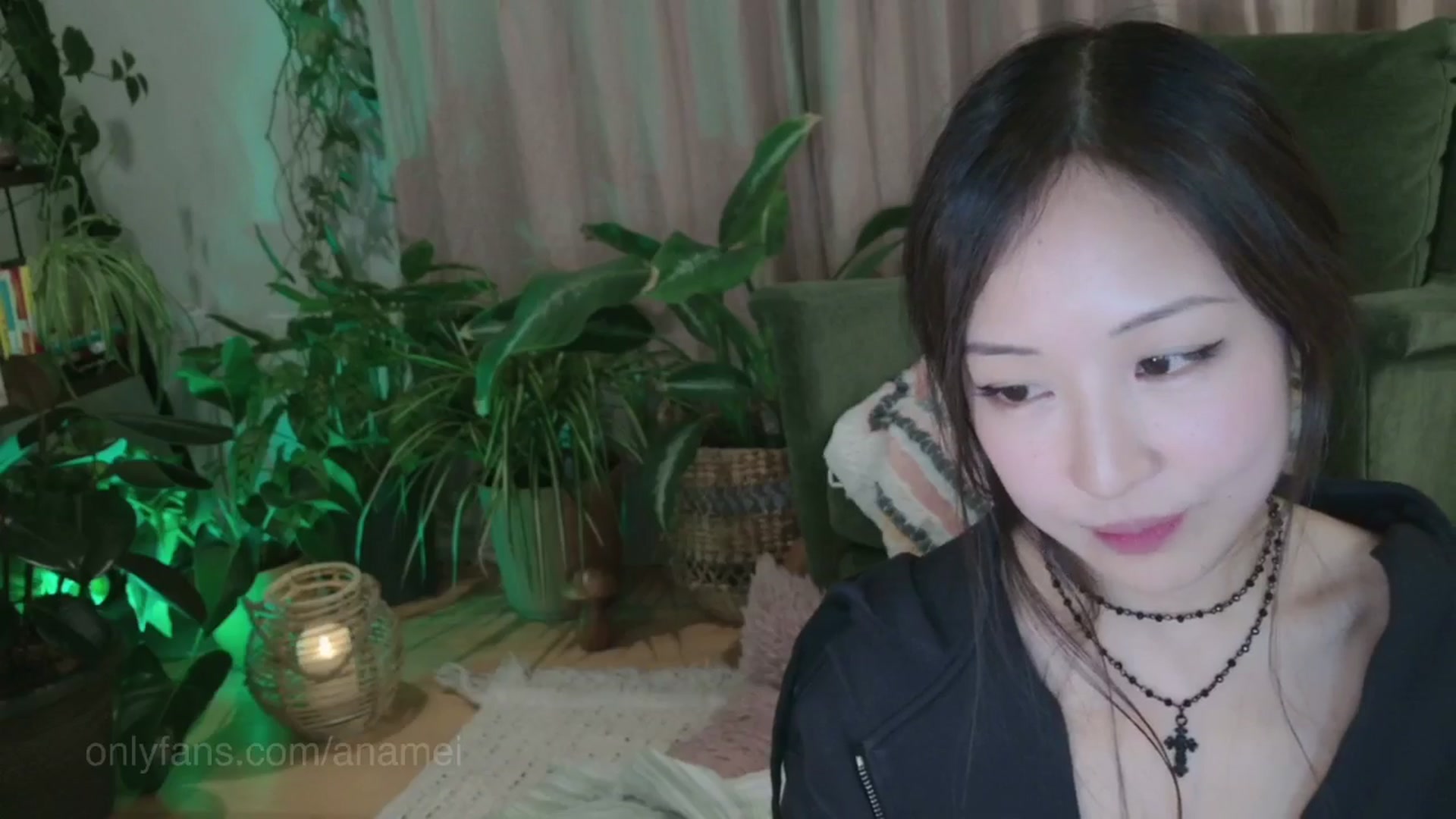 Gallery image thumbnail from AnaMei's myfreecams stream on, 01/26/2025, 05:52 image 18 of 20