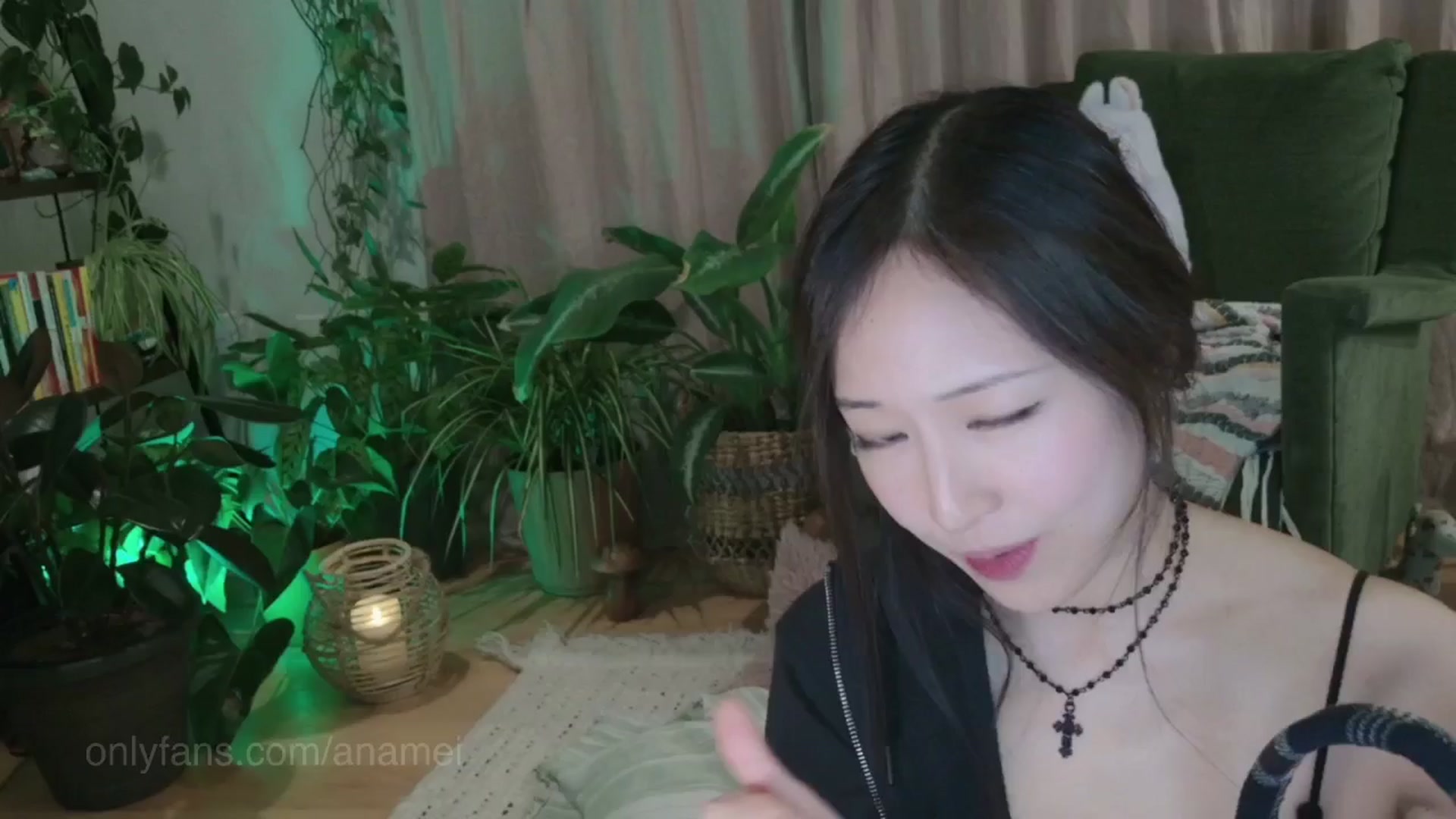 Gallery image thumbnail from AnaMei's myfreecams stream on, 01/26/2025, 06:04 image 12 of 20