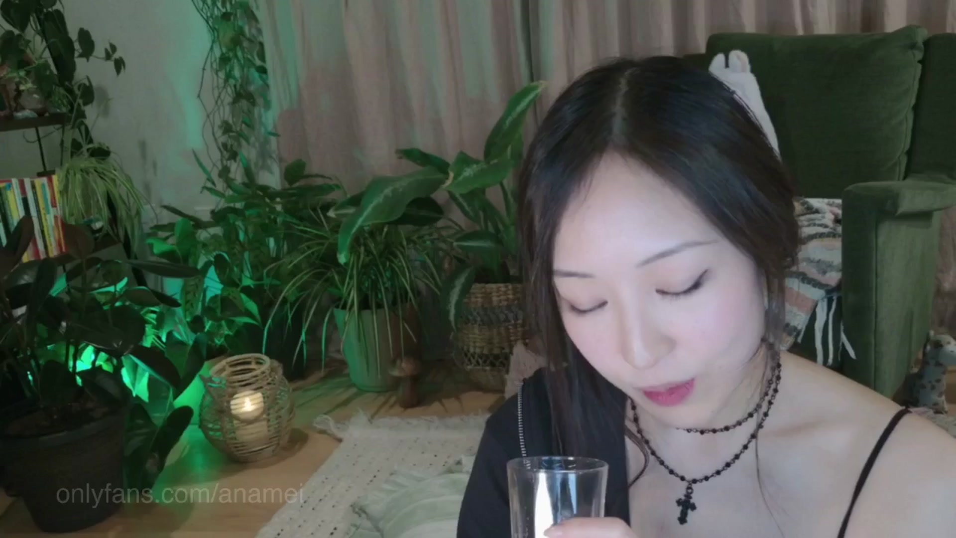 Gallery image thumbnail from AnaMei's myfreecams stream on, 01/26/2025, 06:04 image 15 of 20