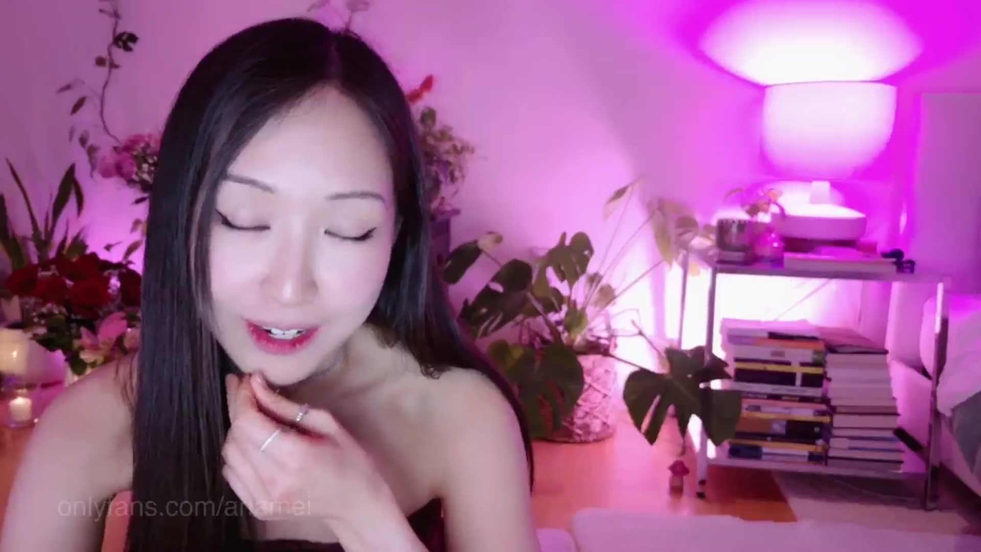 Gallery image thumbnail from AnaMei's myfreecams stream on, 02/15/2025, 05:32 image 11 of 20