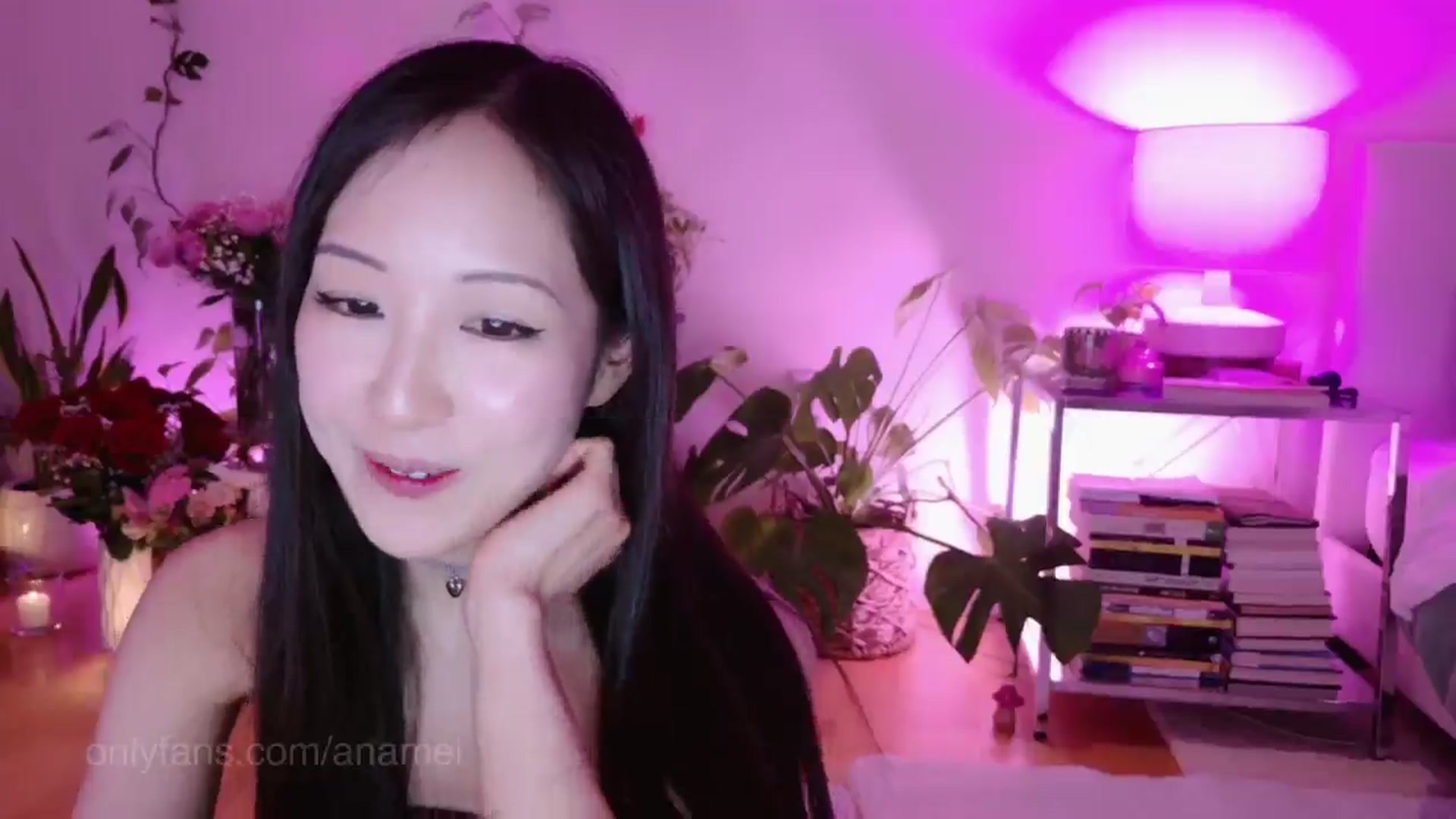 Gallery image thumbnail from AnaMei's myfreecams stream on, 02/15/2025, 05:32 image 14 of 20