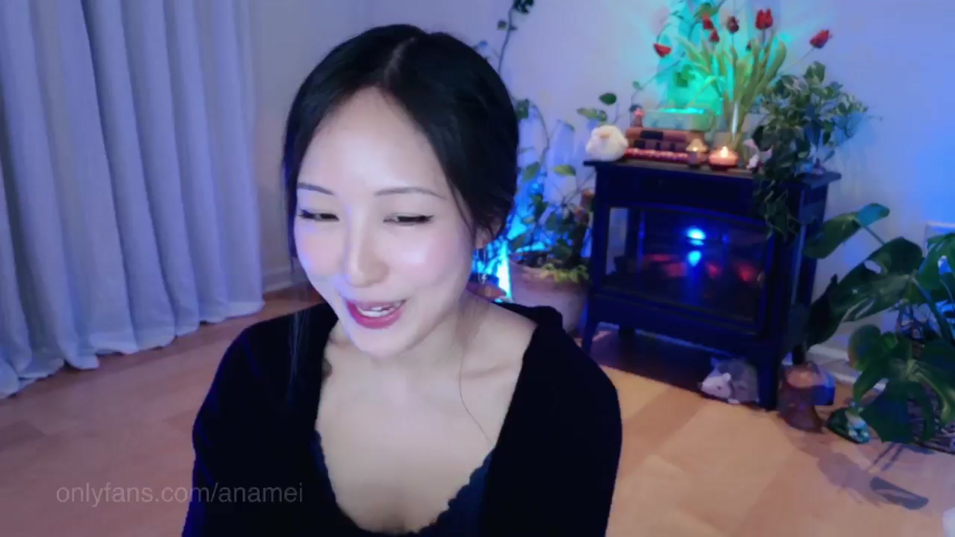 Gallery image thumbnail from AnaMei's myfreecams stream on, 02/16/2025, 04:45 image 17 of 20