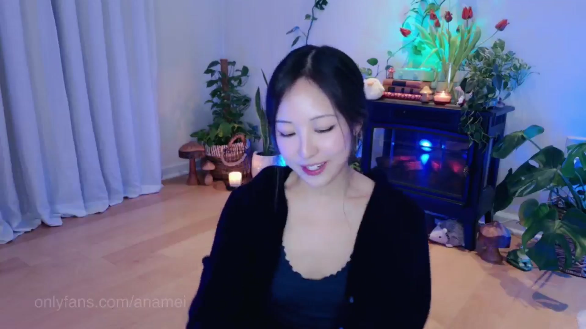 Gallery image thumbnail from AnaMei's myfreecams stream on, 02/16/2025, 04:45 image 13 of 20