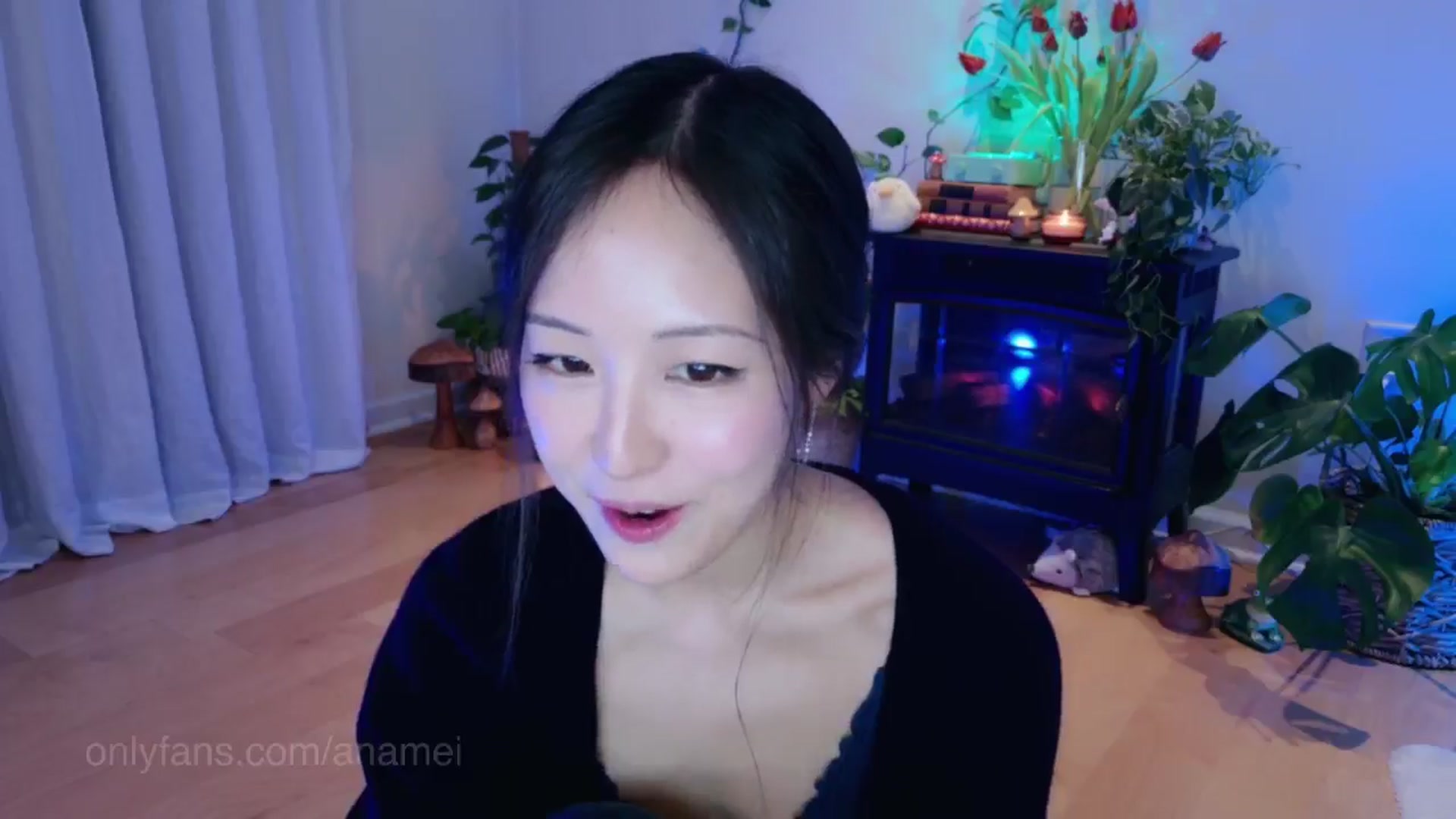 Gallery image thumbnail from AnaMei's myfreecams stream on, 02/16/2025, 04:45 image 11 of 20