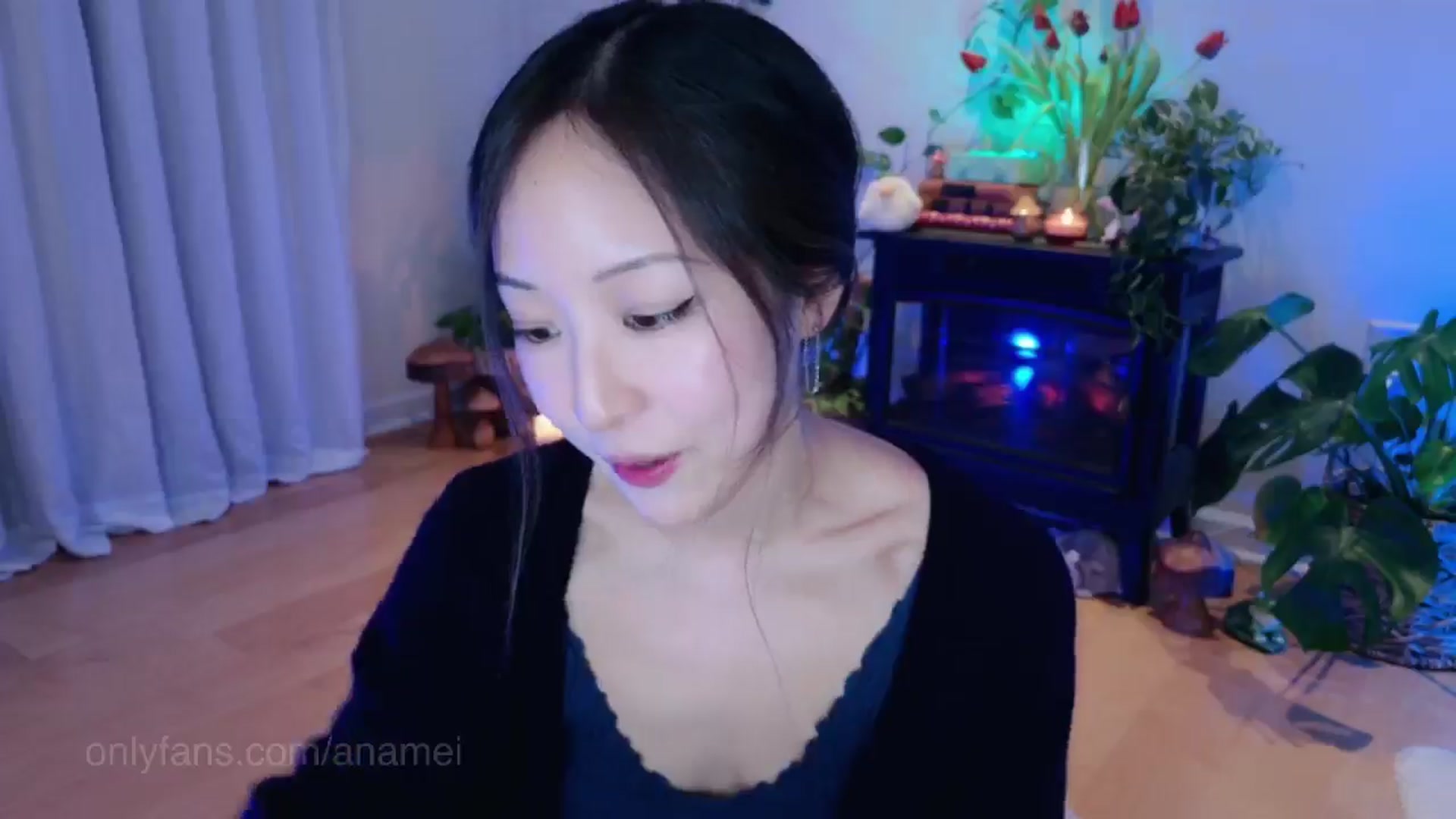 Gallery image thumbnail from AnaMei's myfreecams stream on, 02/16/2025, 04:45 image 9 of 20