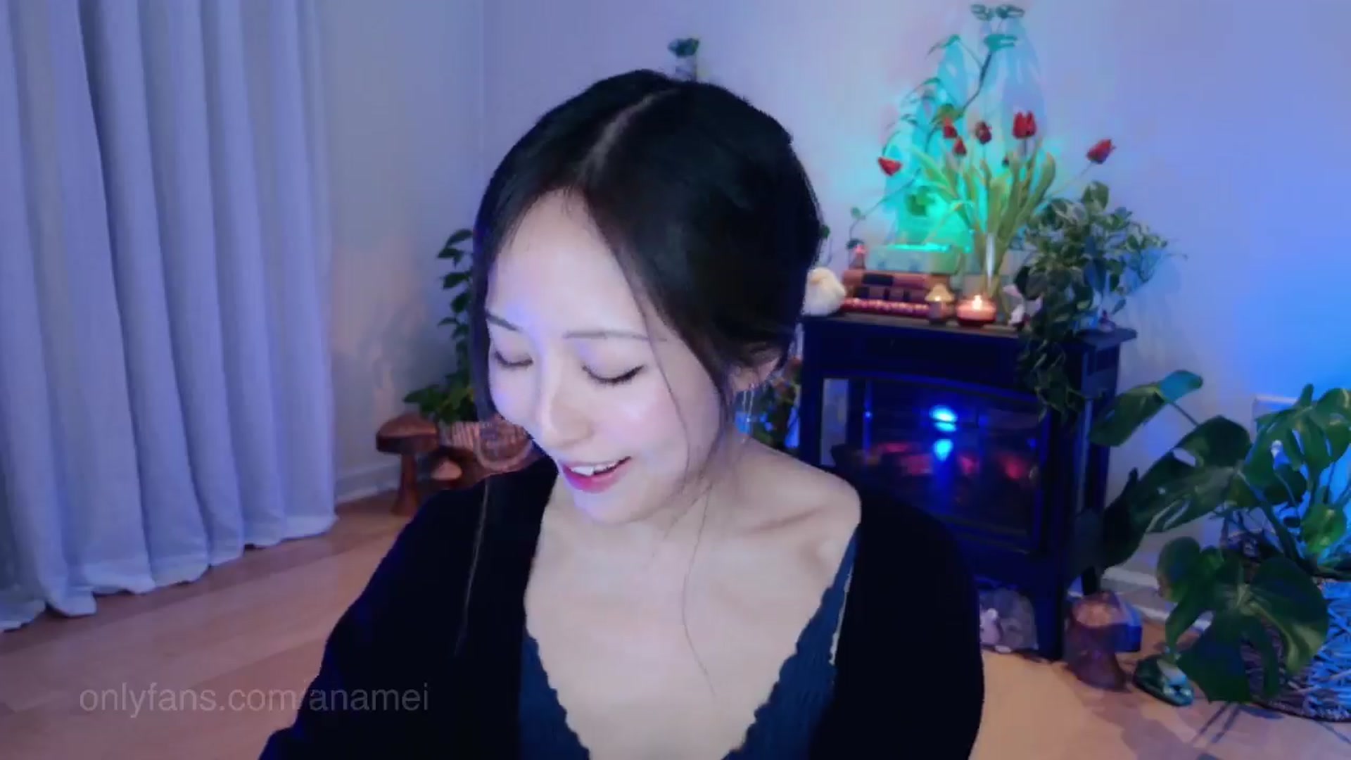 Gallery image thumbnail from AnaMei's myfreecams stream on, 02/16/2025, 04:45 image 7 of 20