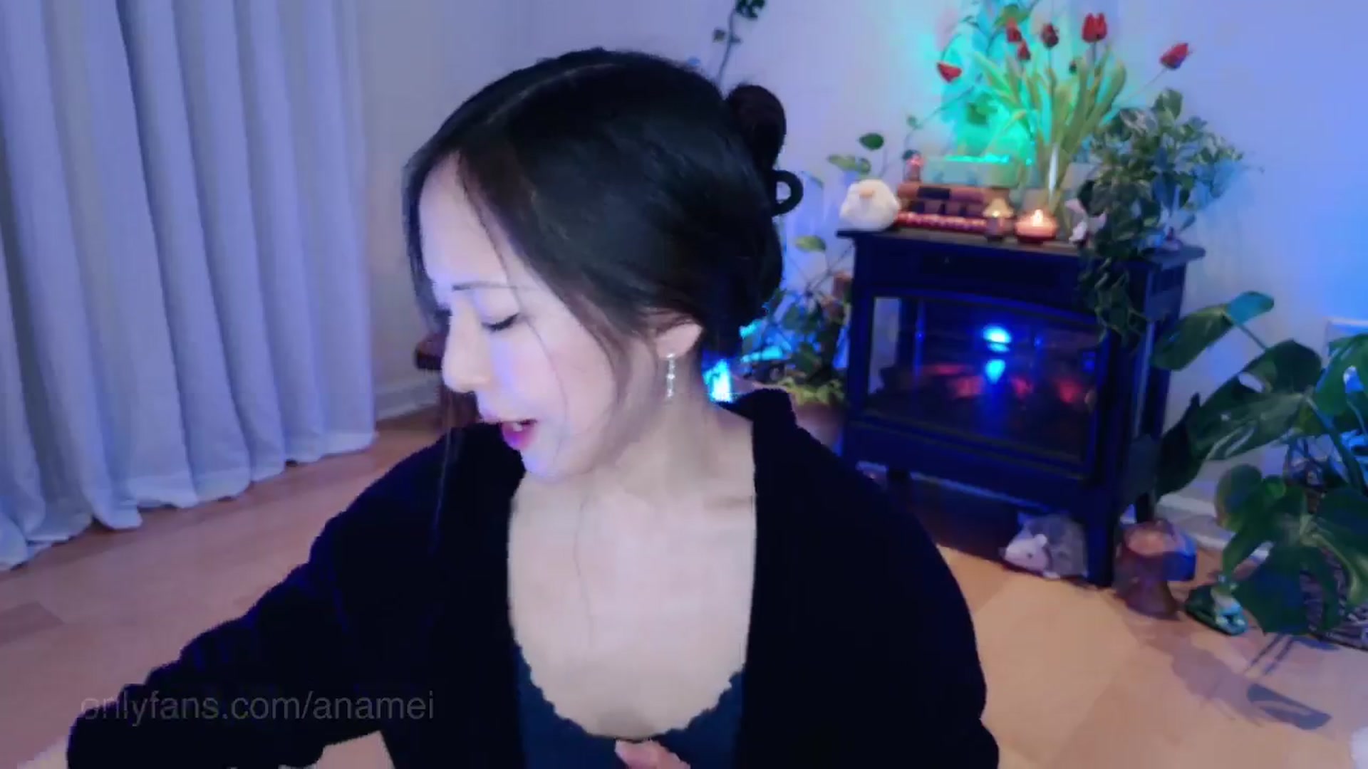 Gallery image thumbnail from AnaMei's myfreecams stream on, 02/16/2025, 04:45 image 15 of 20