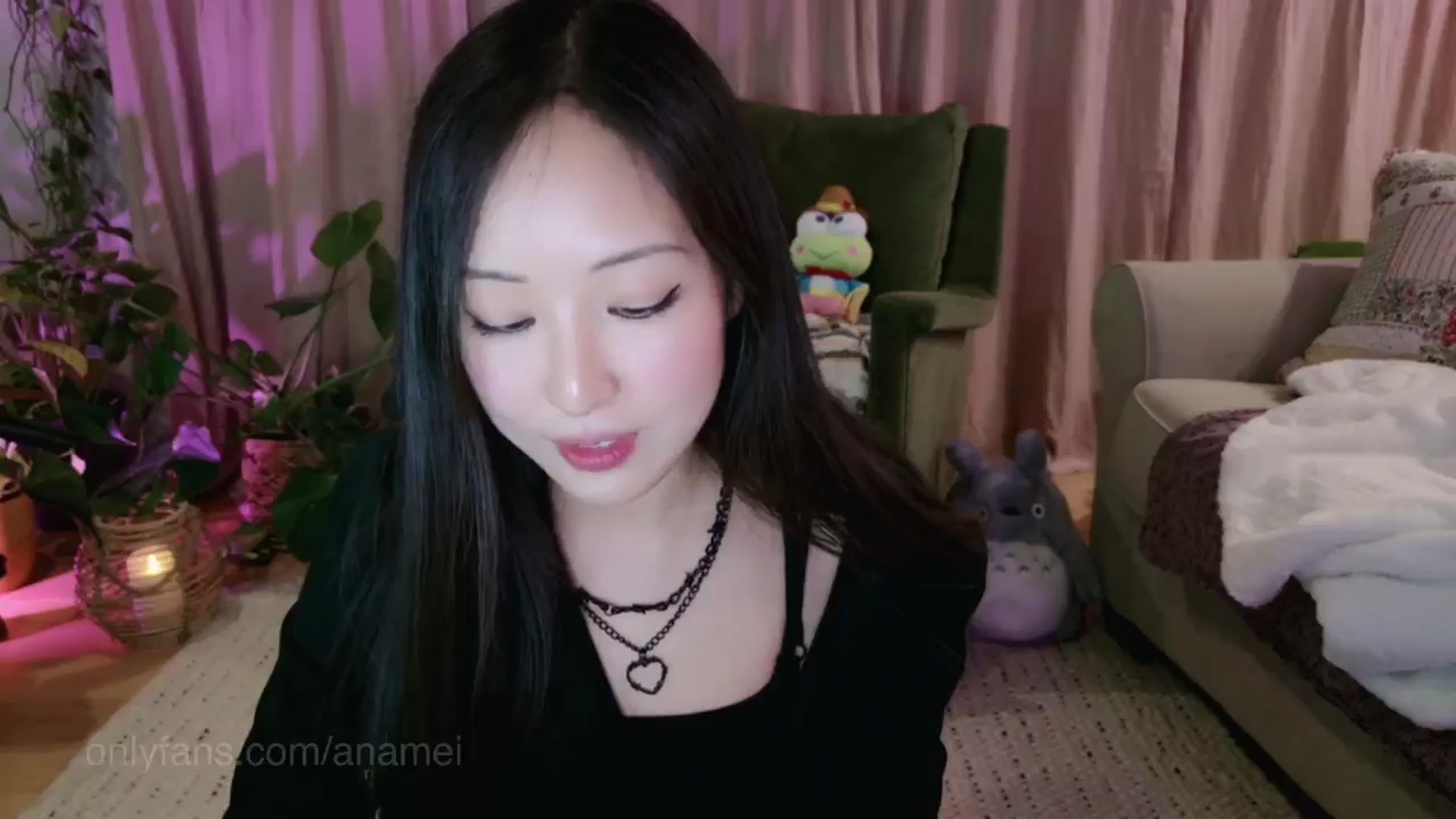 Gallery image thumbnail from AnaMei's myfreecams stream on, 03/03/2025, 05:48 image 6 of 20