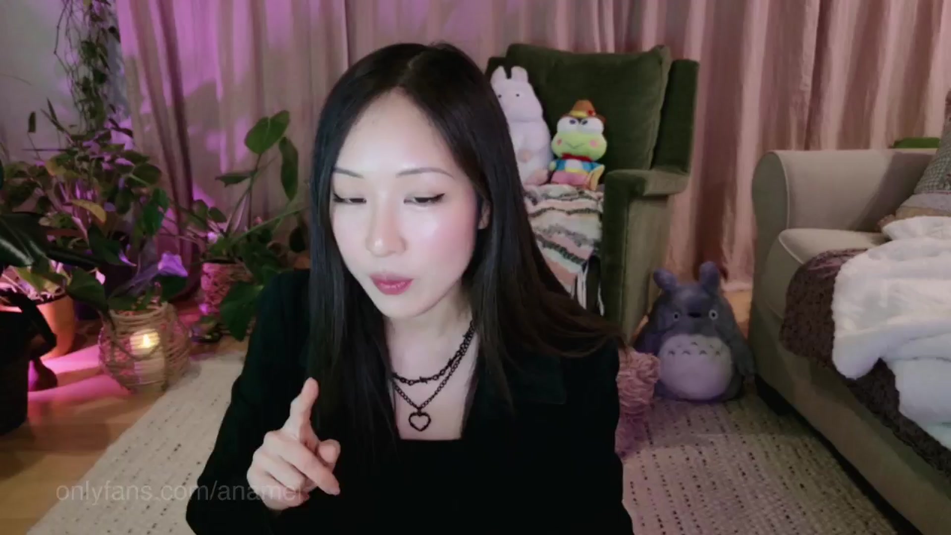Gallery image thumbnail from AnaMei's myfreecams stream on, 03/03/2025, 05:48 image 3 of 20