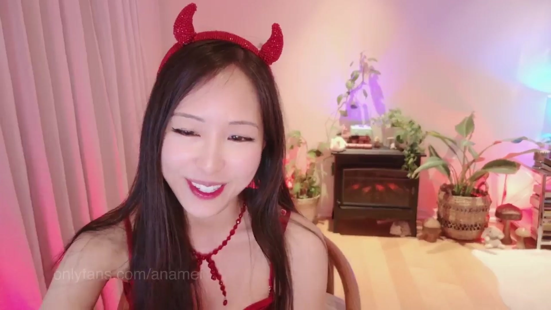 Gallery image thumbnail from AnaMei's myfreecams stream on, 03/30/2025, 05:59 image 11 of 20