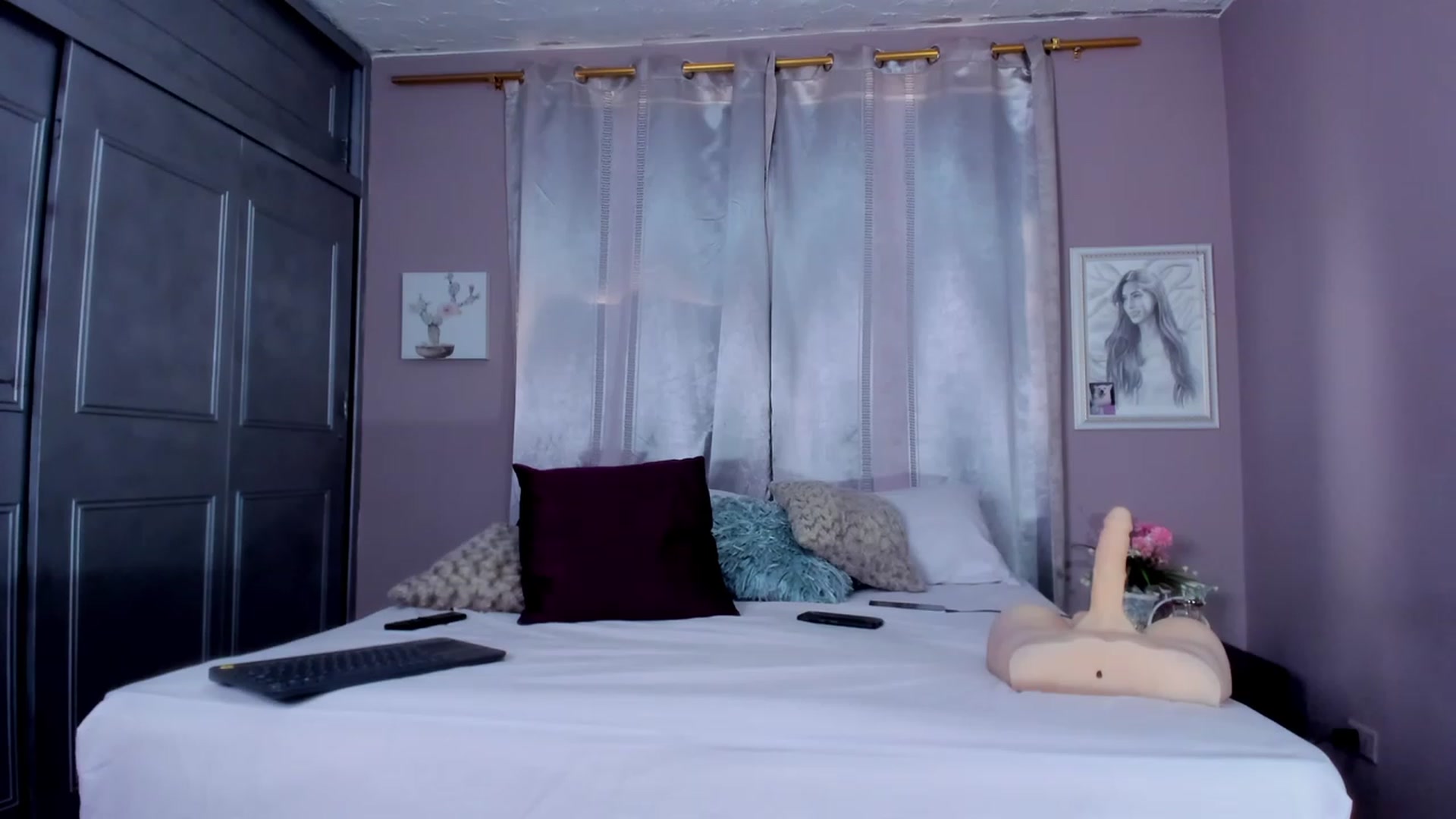 Gallery image thumbnail from AnaRosas's myfreecams stream on, 06/06/2023, 15:48 image 16 of 20