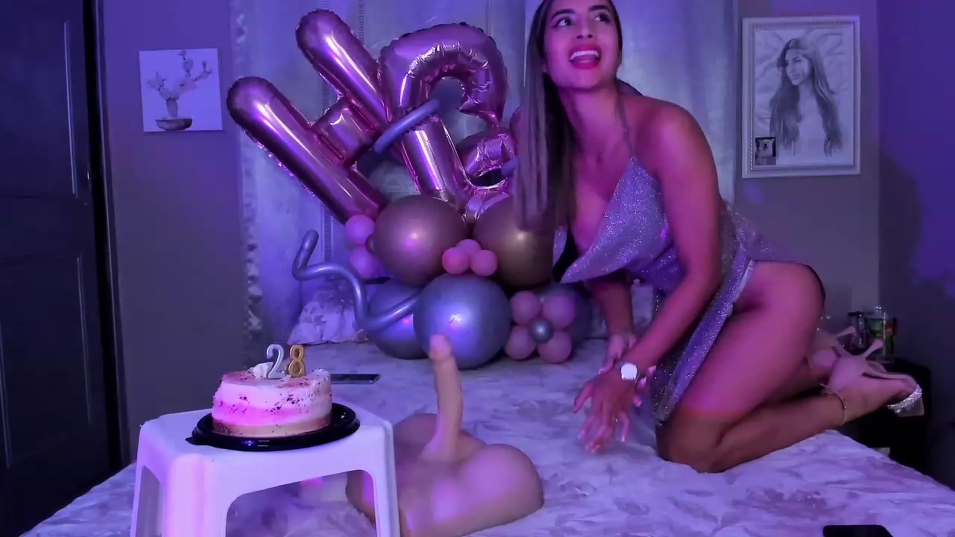 Gallery image thumbnail from AnaRosas's myfreecams stream on, 08/08/2023, 17:40 image 9 of 20