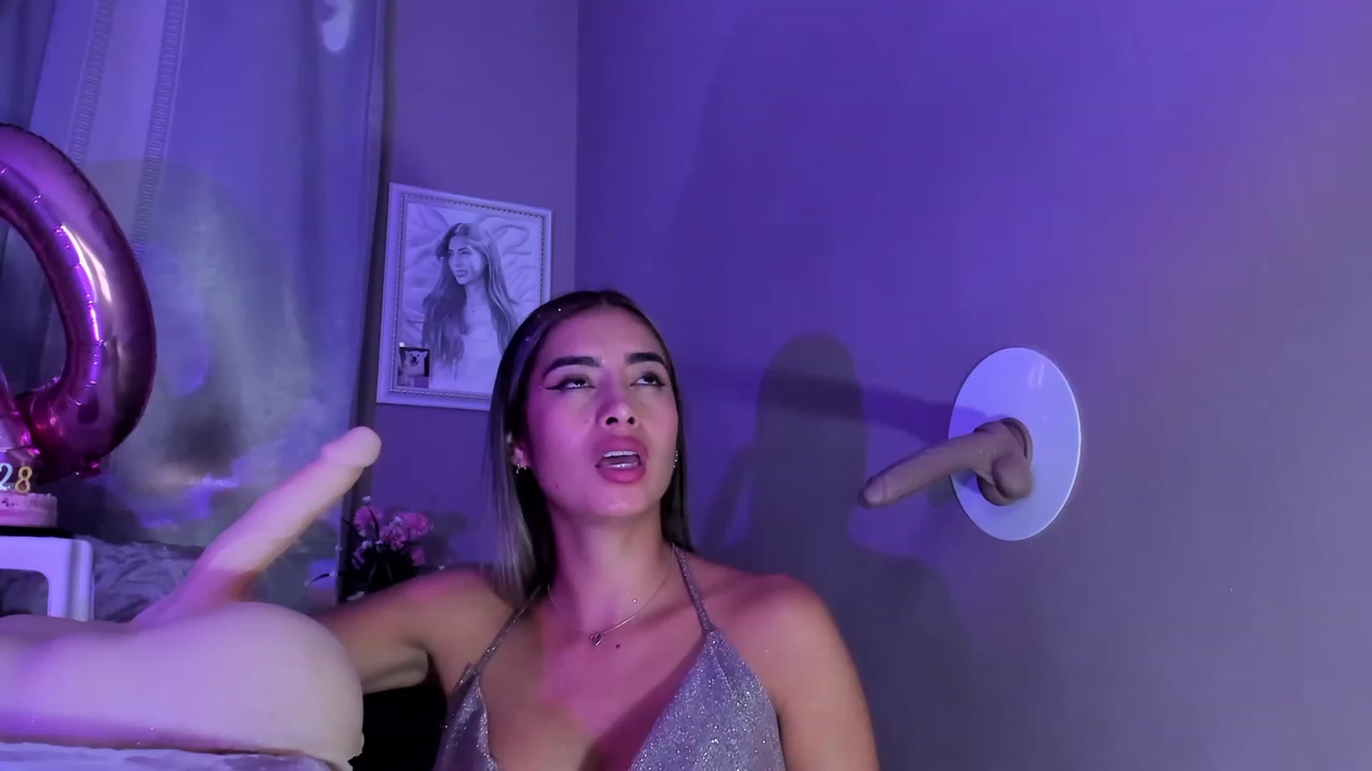 Gallery image thumbnail from AnaRosas's myfreecams stream on, 08/08/2023, 19:15 image 18 of 20