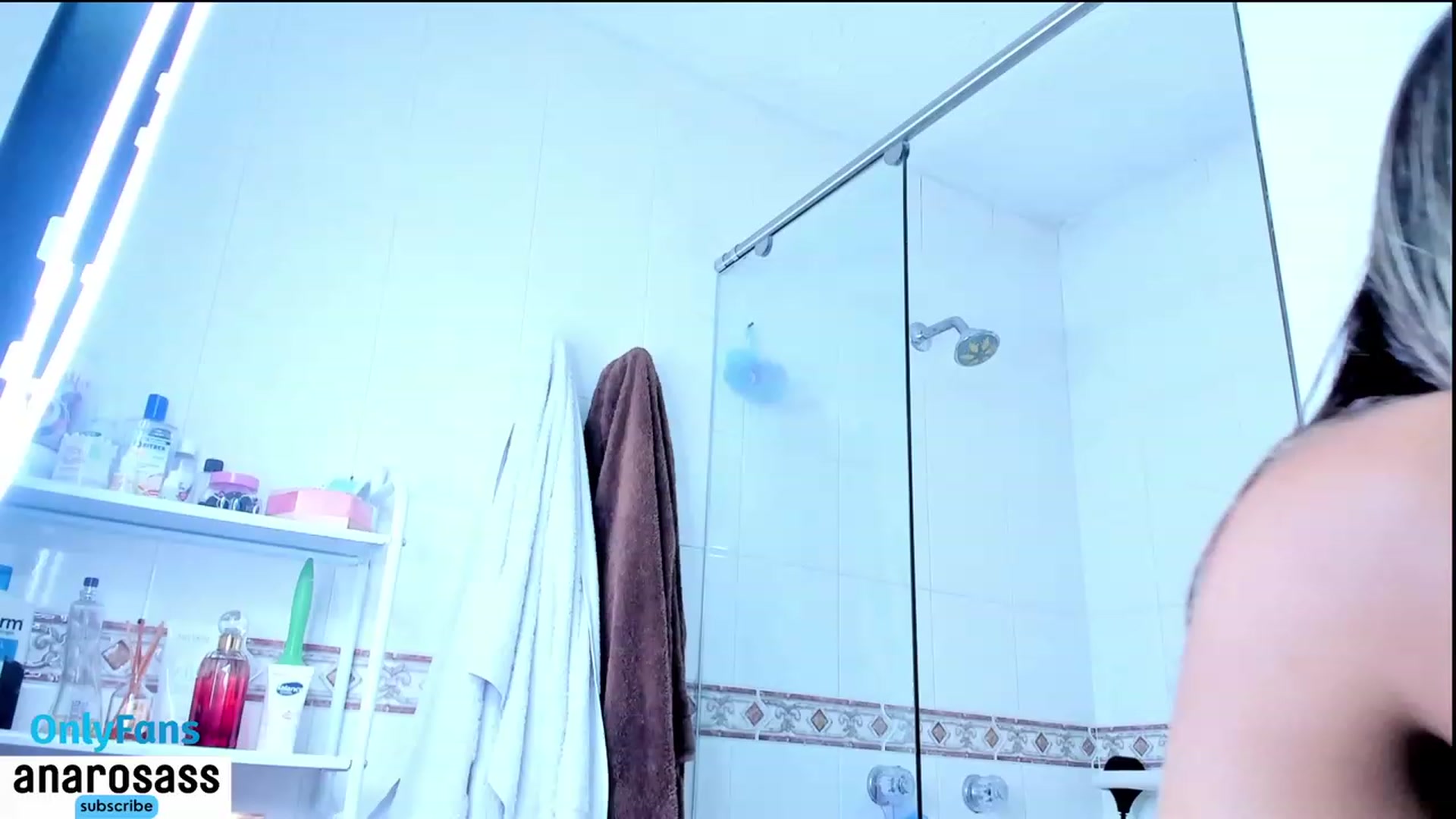 Gallery image thumbnail from AnaRosas's myfreecams stream on, 11/07/2023, 18:13 image 16 of 20