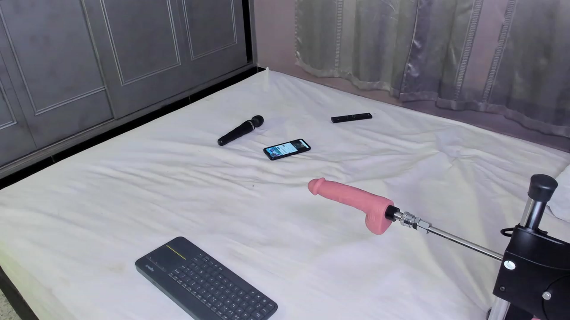 Gallery image thumbnail from AnaRosas's myfreecams stream on, 12/05/2023, 19:17 image 8 of 20