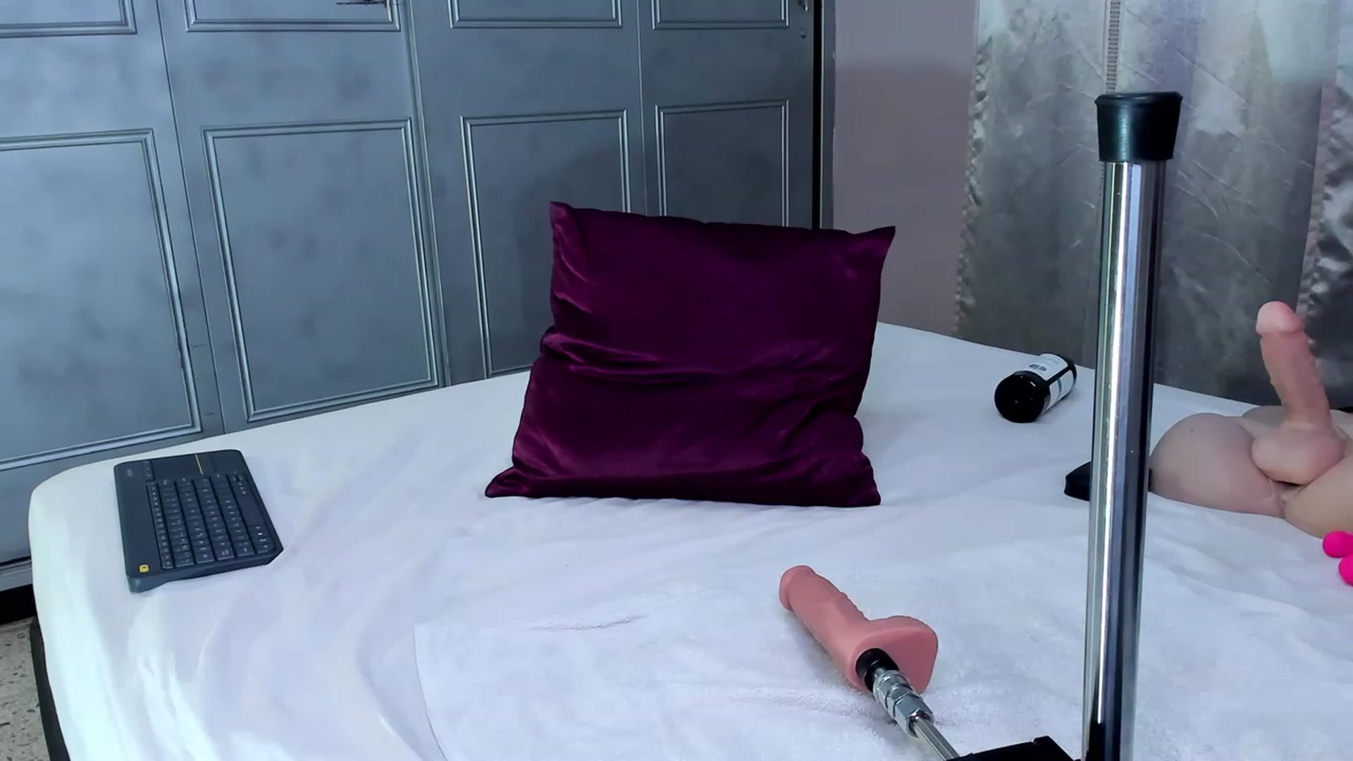 Gallery image thumbnail from AnaRosas's myfreecams stream on, 12/20/2023, 19:27 image 10 of 20