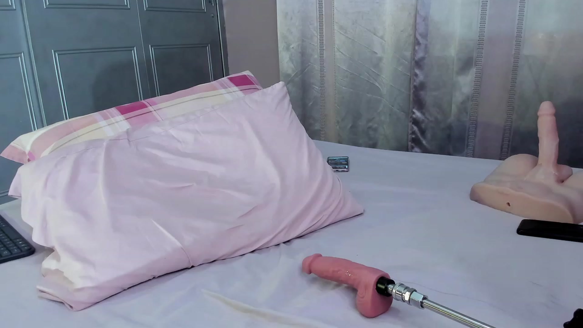 Gallery image thumbnail from AnaRosas's myfreecams stream on, 12/23/2023, 17:29 image 8 of 20