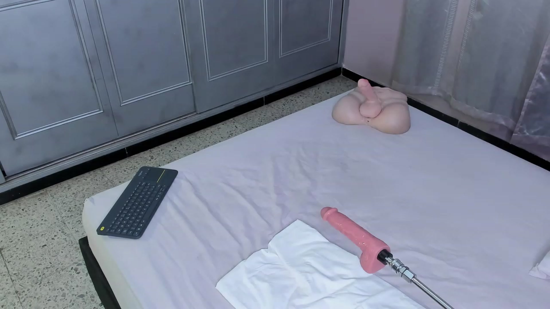 Gallery image thumbnail from AnaRosas's myfreecams stream on, 01/10/2024, 19:27 image 16 of 20