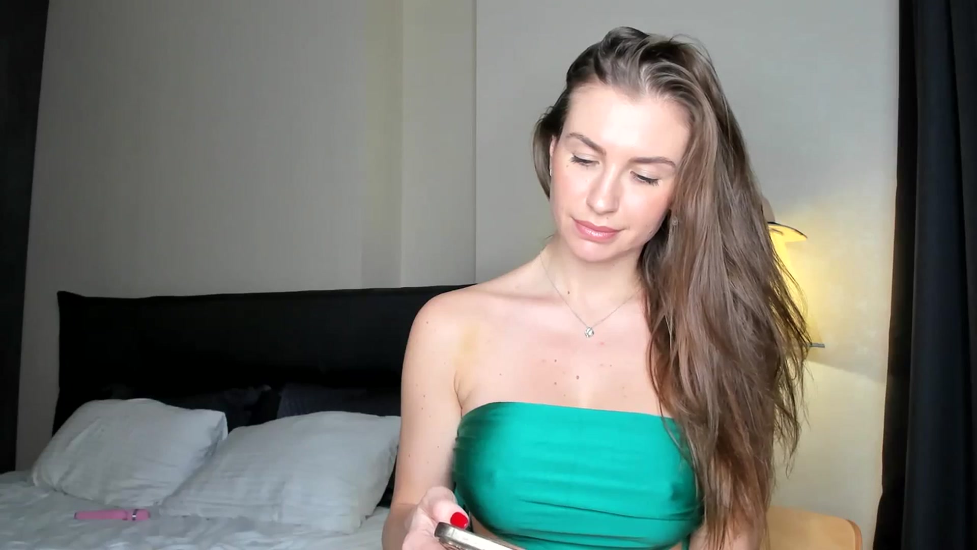 Gallery image thumbnail from AnaStyx's myfreecams stream on, 01/06/2024, 14:32 image 8 of 20