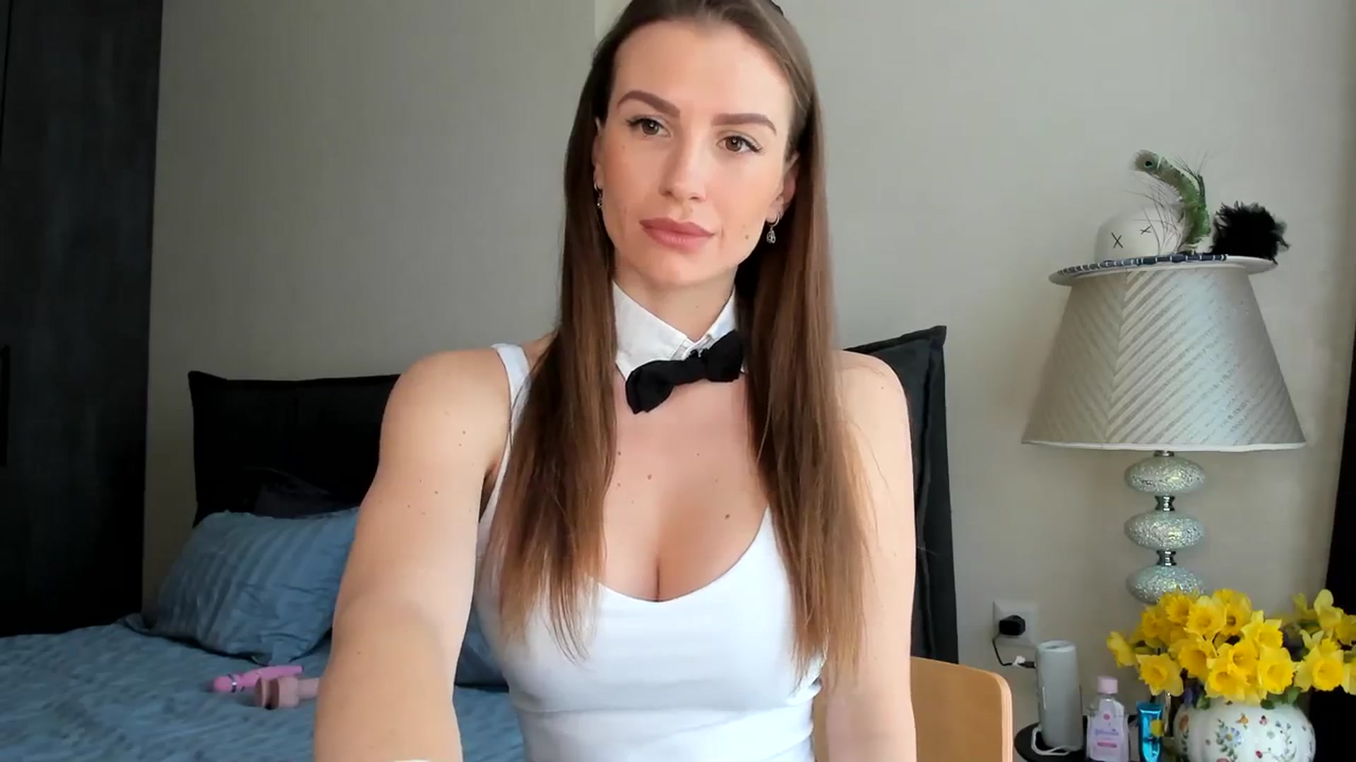 Gallery image thumbnail from AnaStyx's myfreecams stream on, 04/13/2024, 11:15 image 3 of 20