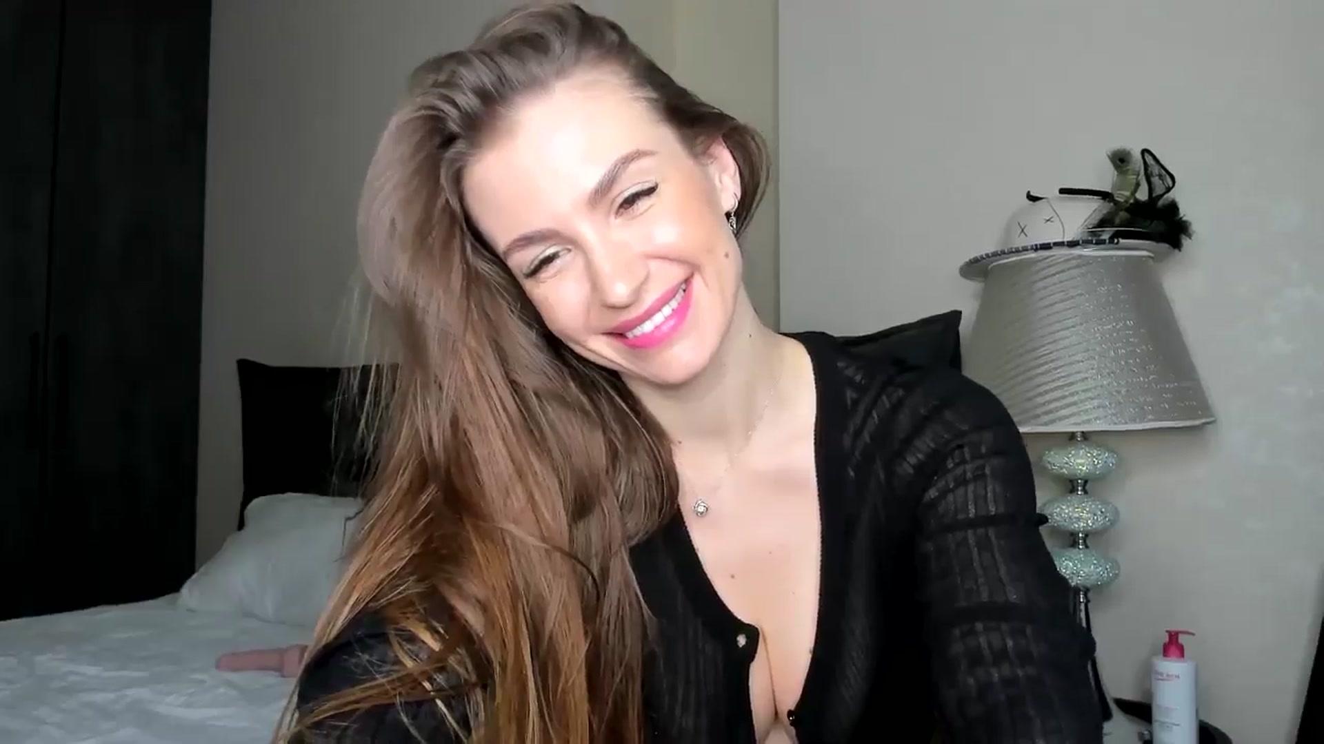 Gallery image thumbnail from AnaStyx's myfreecams stream on, 05/04/2024, 15:51 image 9 of 20