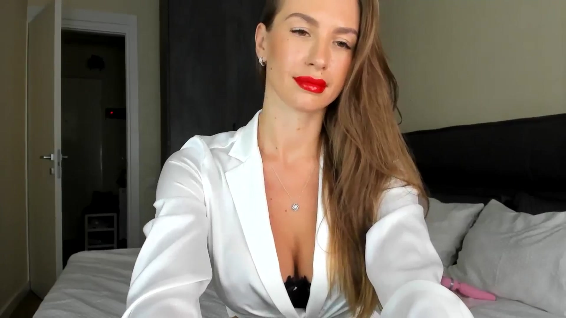 Gallery image thumbnail from AnaStyx's myfreecams stream on, 09/10/2024, 14:48 image 12 of 20