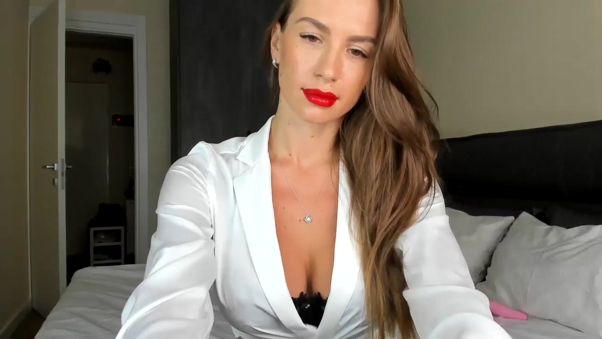 Gallery image thumbnail from AnaStyx's myfreecams stream on, 09/10/2024, 14:48 image 9 of 20