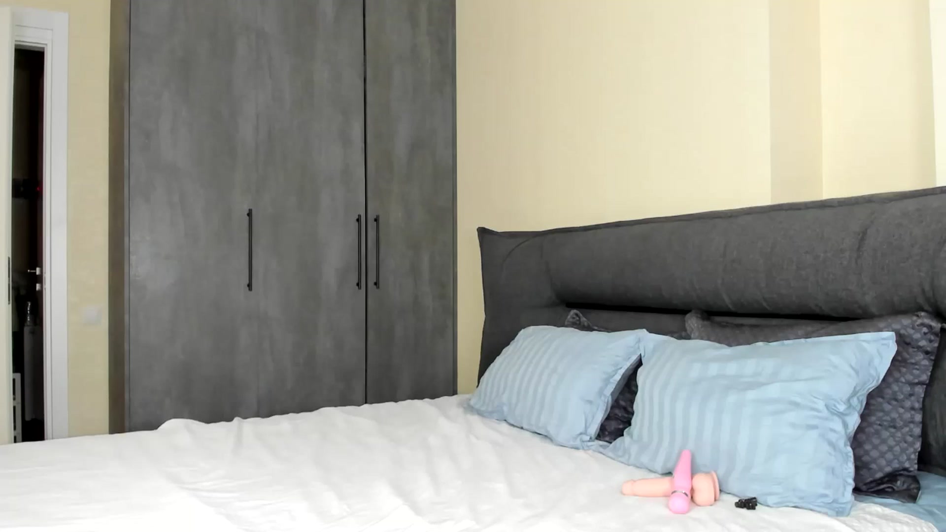 Gallery image thumbnail from AnaStyx's myfreecams stream on, 10/08/2024, 16:49 image 19 of 20