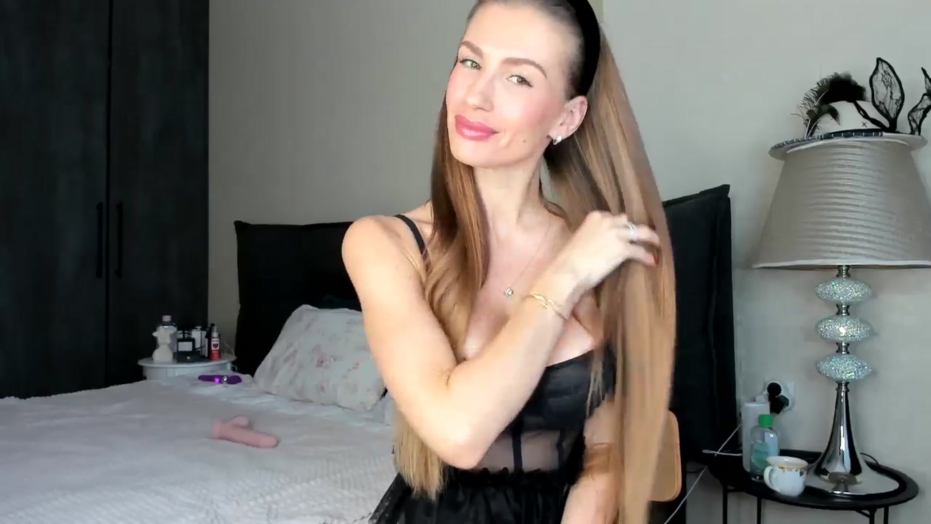 Gallery image thumbnail from AnaStyx's myfreecams stream on, 12/09/2024, 13:58 image 9 of 20