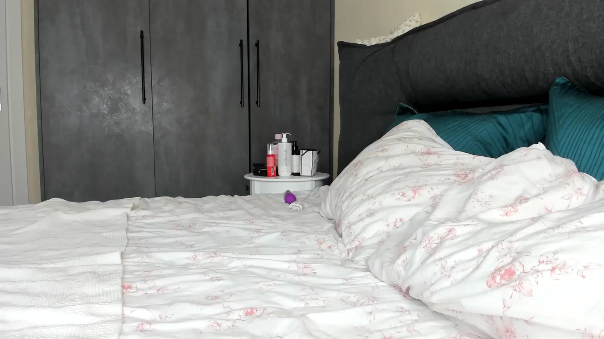 Gallery image thumbnail from AnaStyx's myfreecams stream on, 01/21/2025, 15:14 image 15 of 20