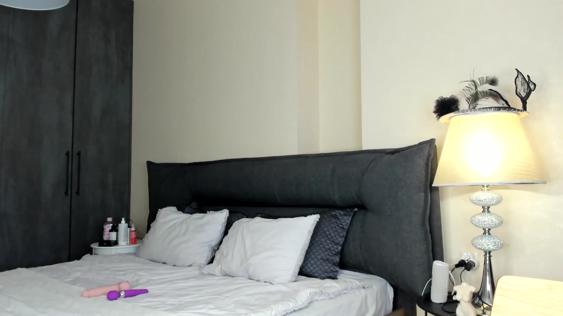 Gallery image thumbnail from AnaStyx's myfreecams stream on, 02/02/2025, 19:24 image 15 of 20