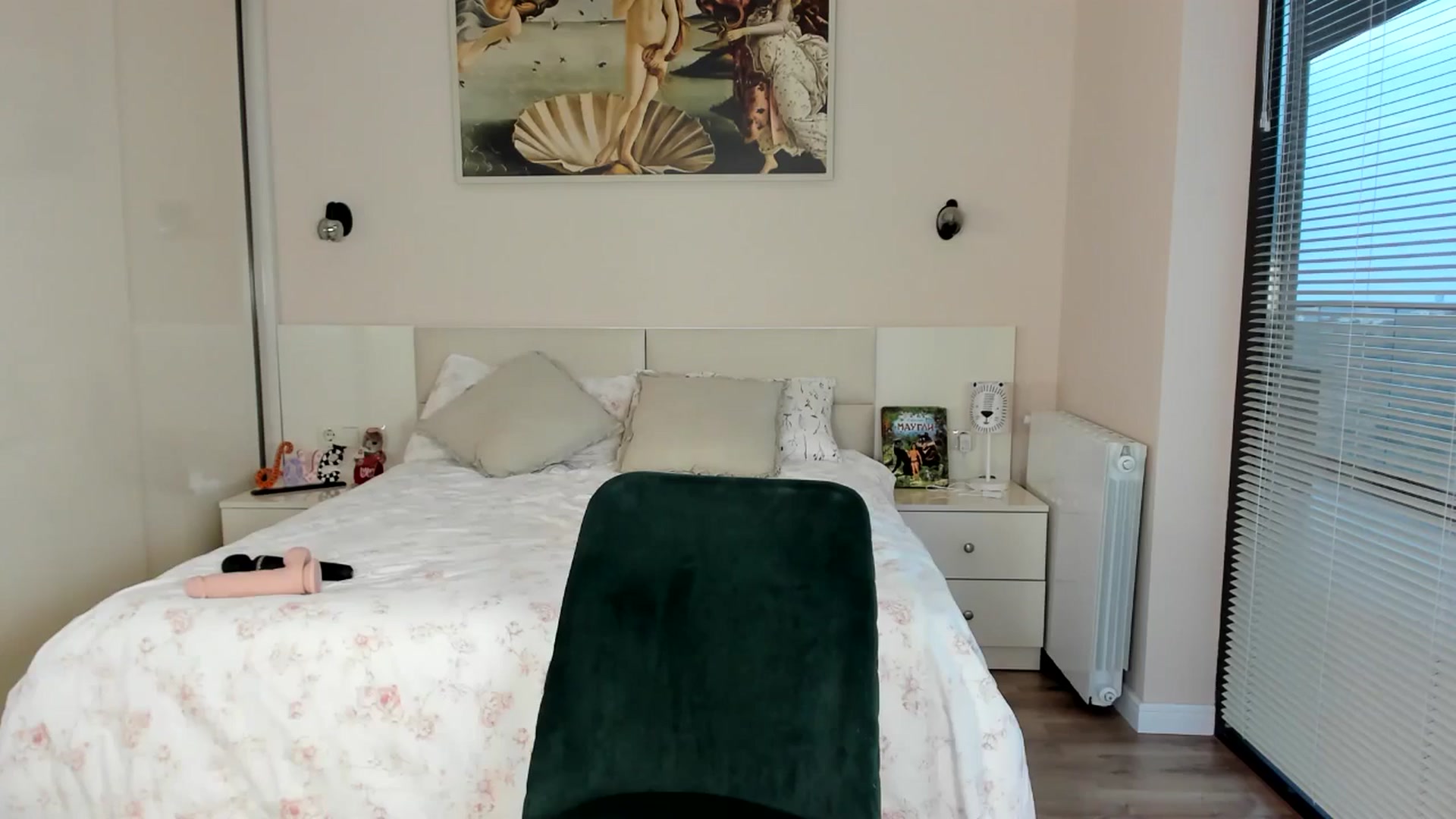 Gallery image thumbnail from AnaStyx's myfreecams stream on, 07/20/2025, 16:36 image 13 of 20