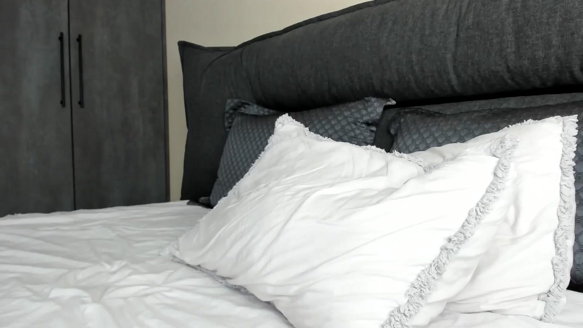 Gallery image thumbnail from AnaStyx's myfreecams stream on, 07/22/2025, 19:24 image 20 of 20