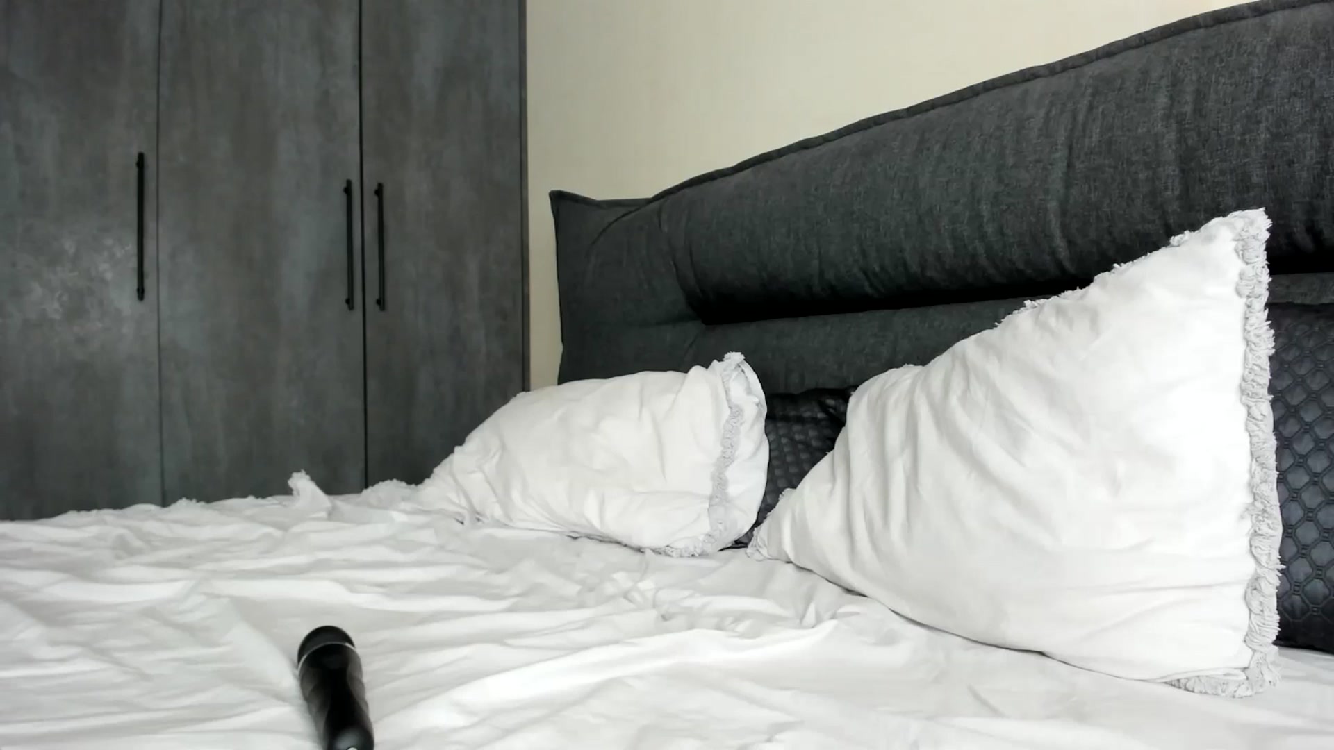 Gallery image thumbnail from AnaStyx's myfreecams stream on, 07/29/2025, 16:20 image 13 of 20