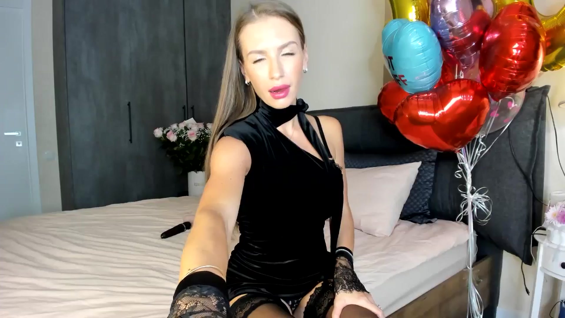 Gallery image thumbnail from AnaStyx's myfreecams stream on, 10/23/2025, 15:54 image 4 of 20