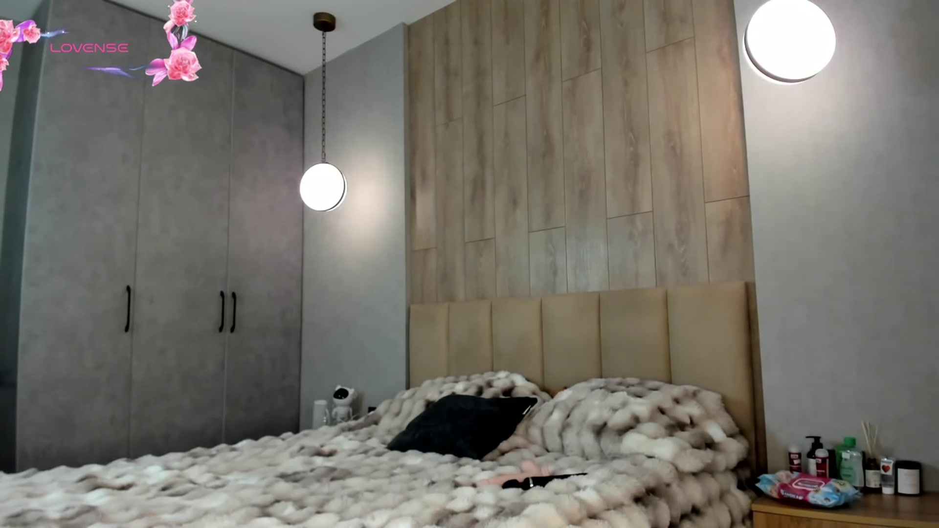 Gallery image thumbnail from AnaStyx's myfreecams stream on, 02/10/2026, 16:32 image 18 of 20