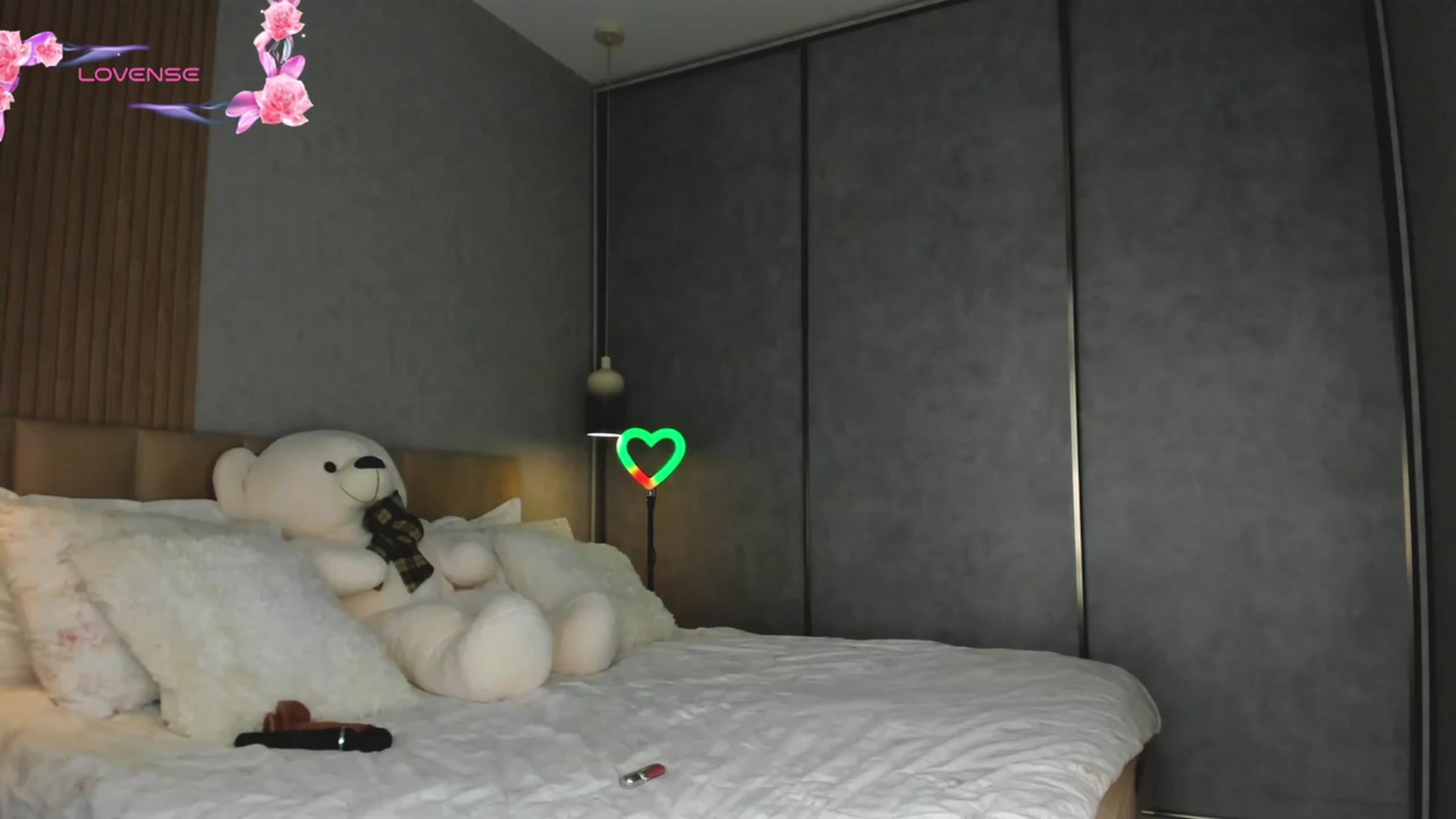 Gallery image thumbnail from AnaStyx's myfreecams stream on, 03/05/2026, 13:17 image 3 of 20