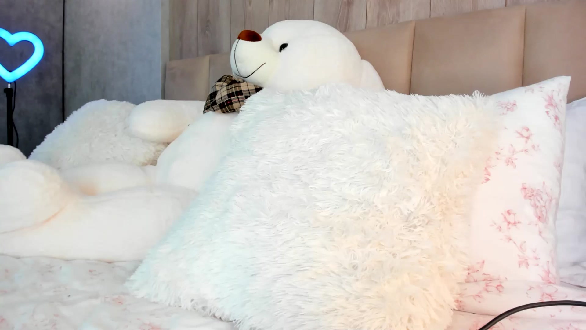 Gallery image thumbnail from AnaStyx's myfreecams stream on, 03/12/2026, 11:49 image 18 of 20