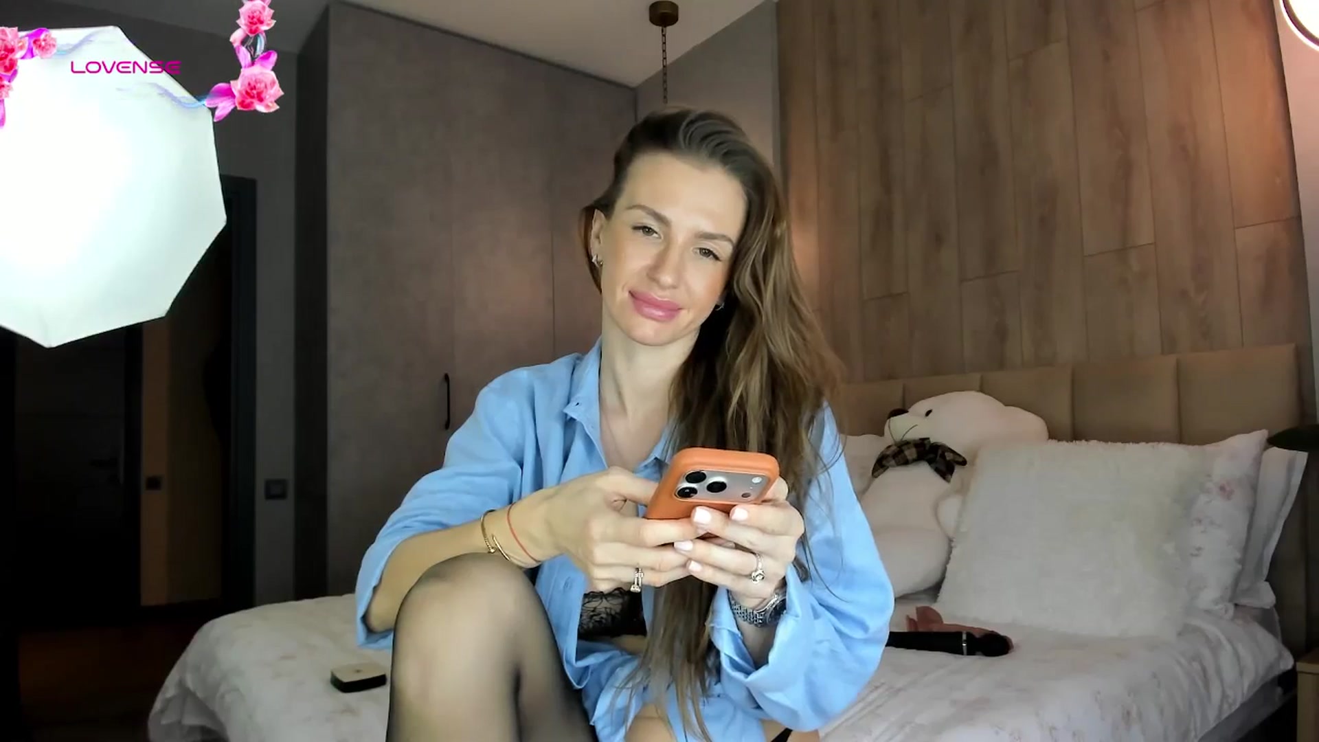 Gallery image thumbnail from AnaStyx's myfreecams stream on, 03/17/2026, 19:10 image 18 of 20