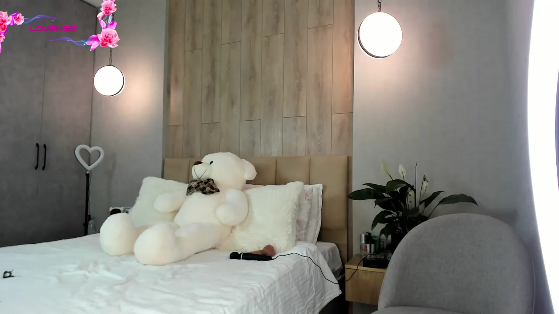 Gallery image thumbnail from AnaStyx's myfreecams stream on, 03/30/2026, 14:41 image 10 of 20