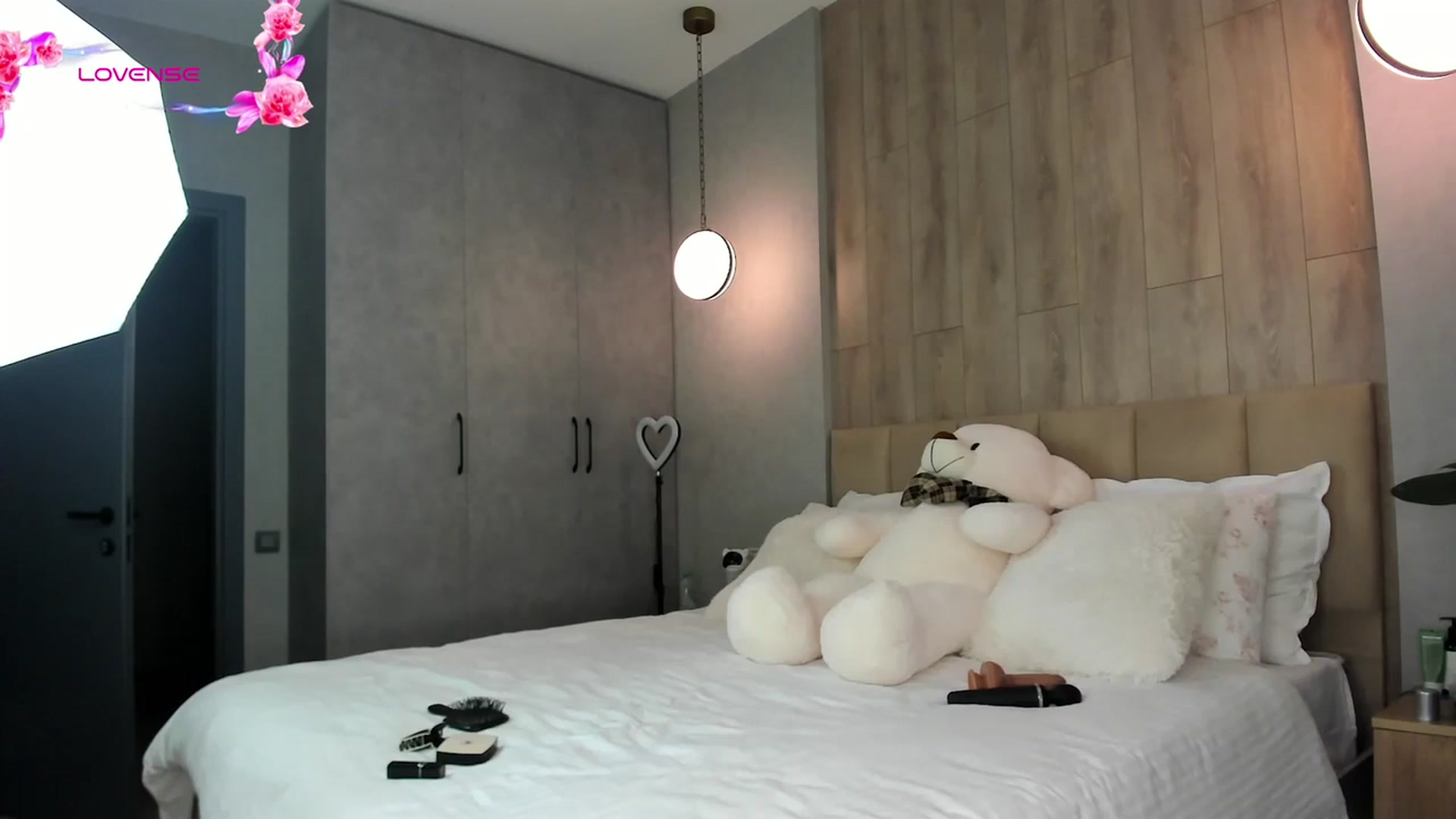 Gallery image thumbnail from AnaStyx's myfreecams stream on, 04/11/2026, 12:20 image 16 of 20