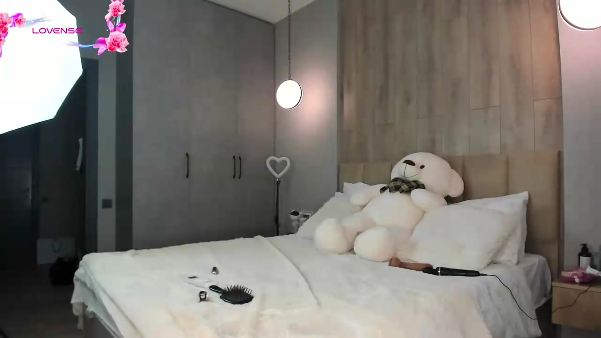 Gallery image thumbnail from AnaStyx's myfreecams stream on, 06/23/2026, 15:24 image 8 of 20