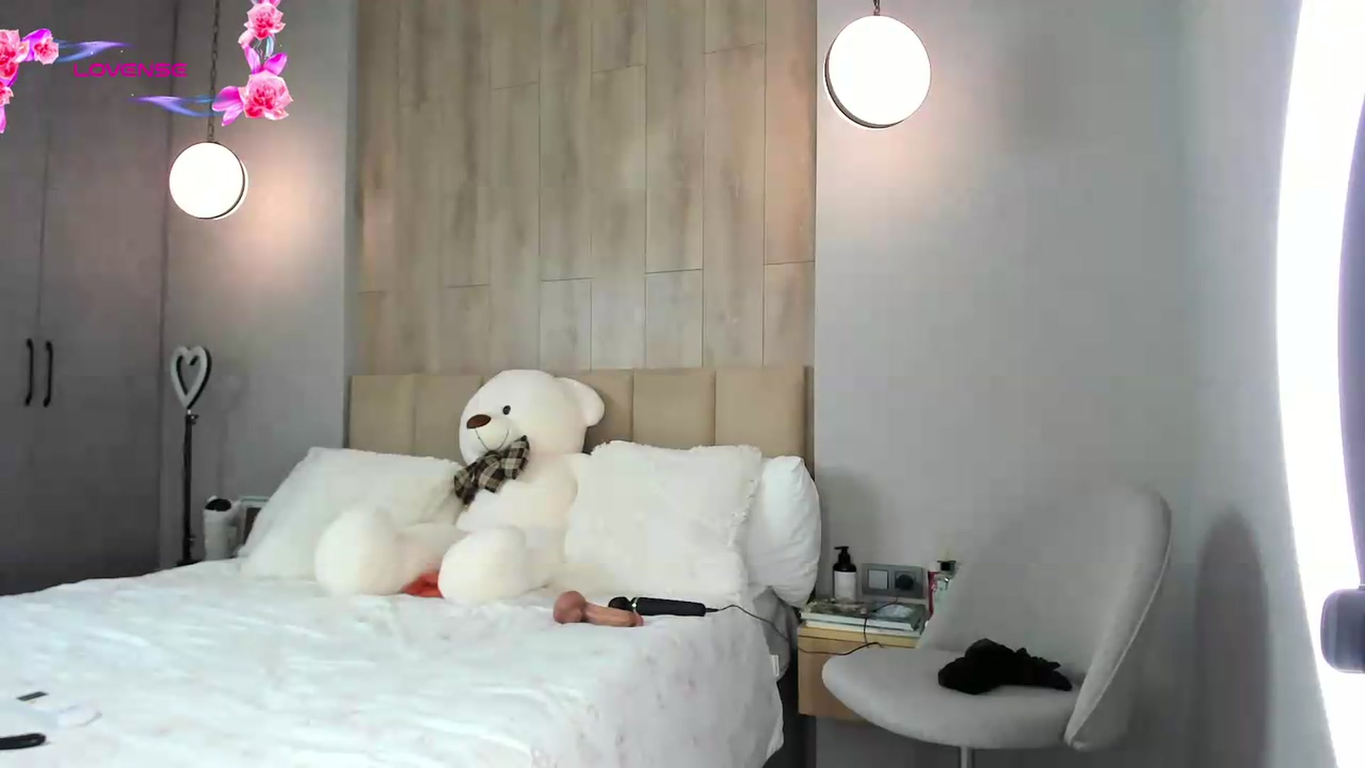 Gallery image thumbnail from AnaStyx's myfreecams stream on, 07/17/2026, 16:07 image 9 of 20