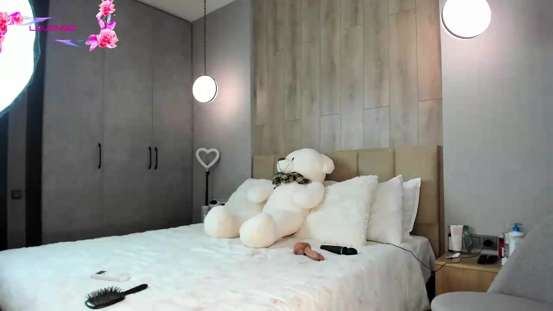 Gallery image thumbnail from AnaStyx's myfreecams stream on, 07/31/2026, 13:42 image 14 of 20