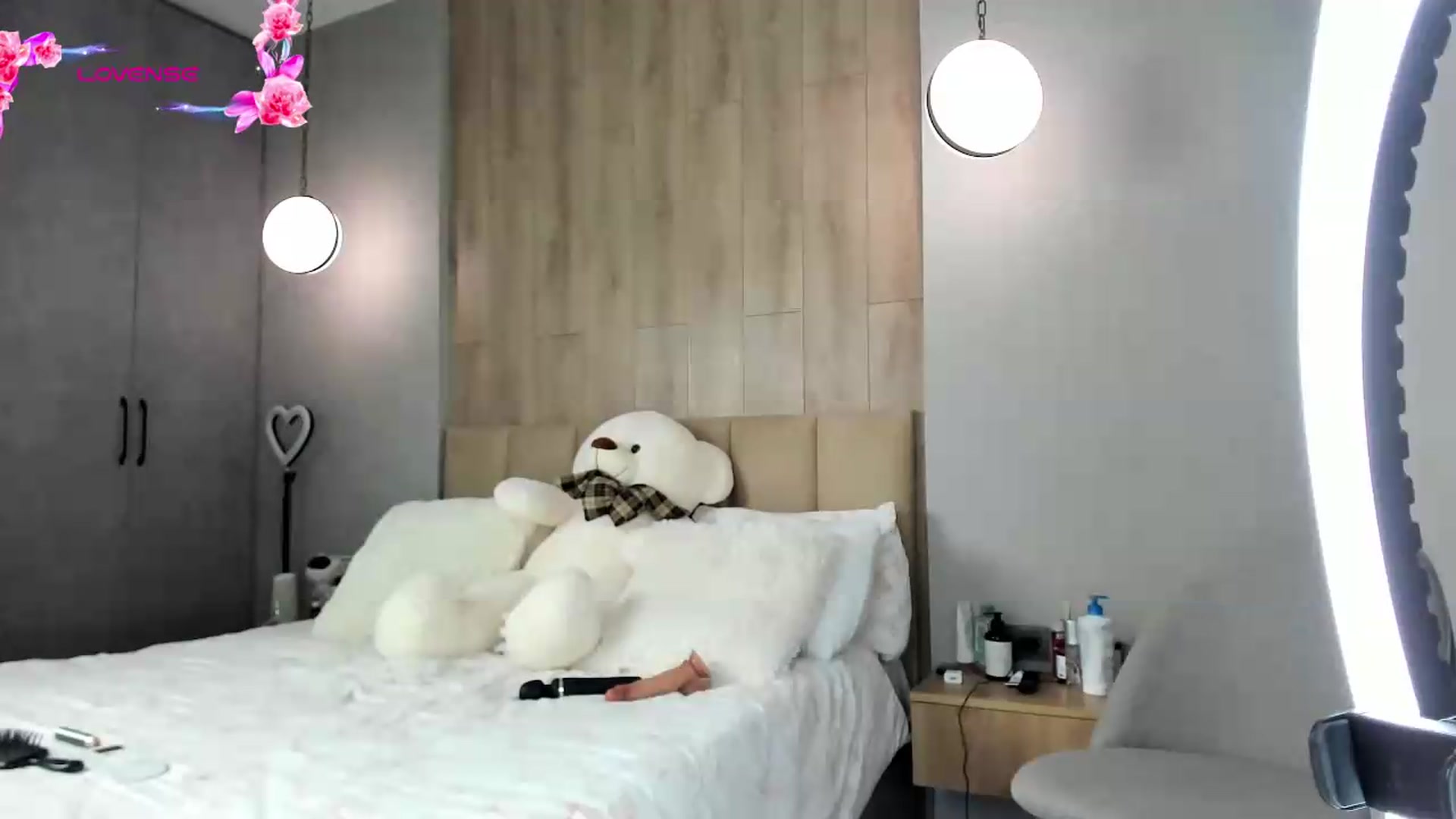 Gallery image thumbnail from AnaStyx's myfreecams stream on, 08/12/2026, 16:01 image 6 of 20