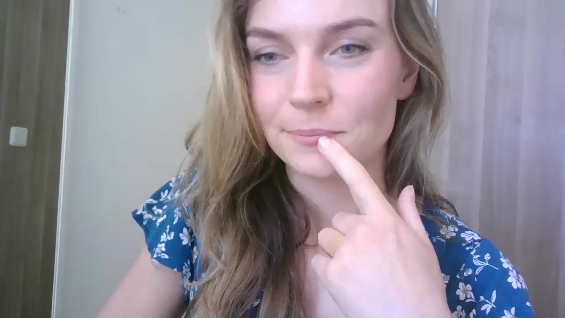 Gallery image thumbnail from Ana_Alexis's myfreecams stream on, 06/25/2024, 09:01 image 1 of 20